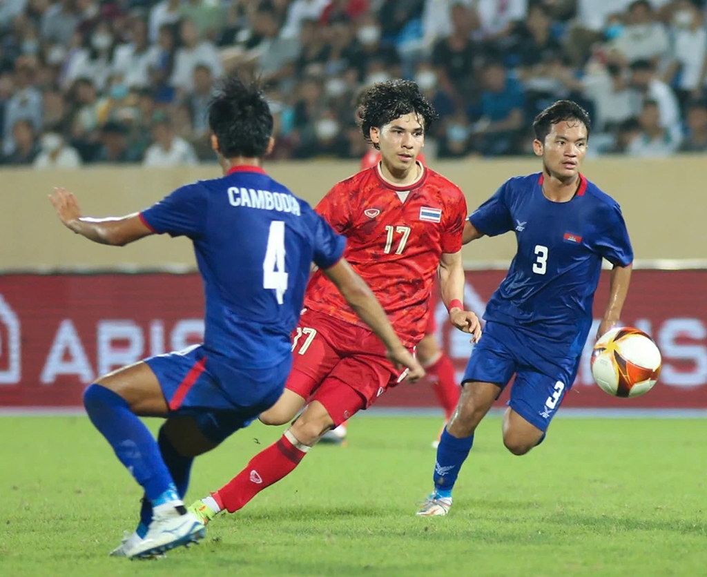 Vì sao cầu thủ gốc Âu 'đổ bộ' đội tuyển Thái Lan, Indonesia?- Ảnh 1. Vì sao cầu thủ gốc Âu 'đổ bộ' đội tuyển Thái Lan, Indonesia?- Ảnh 1.