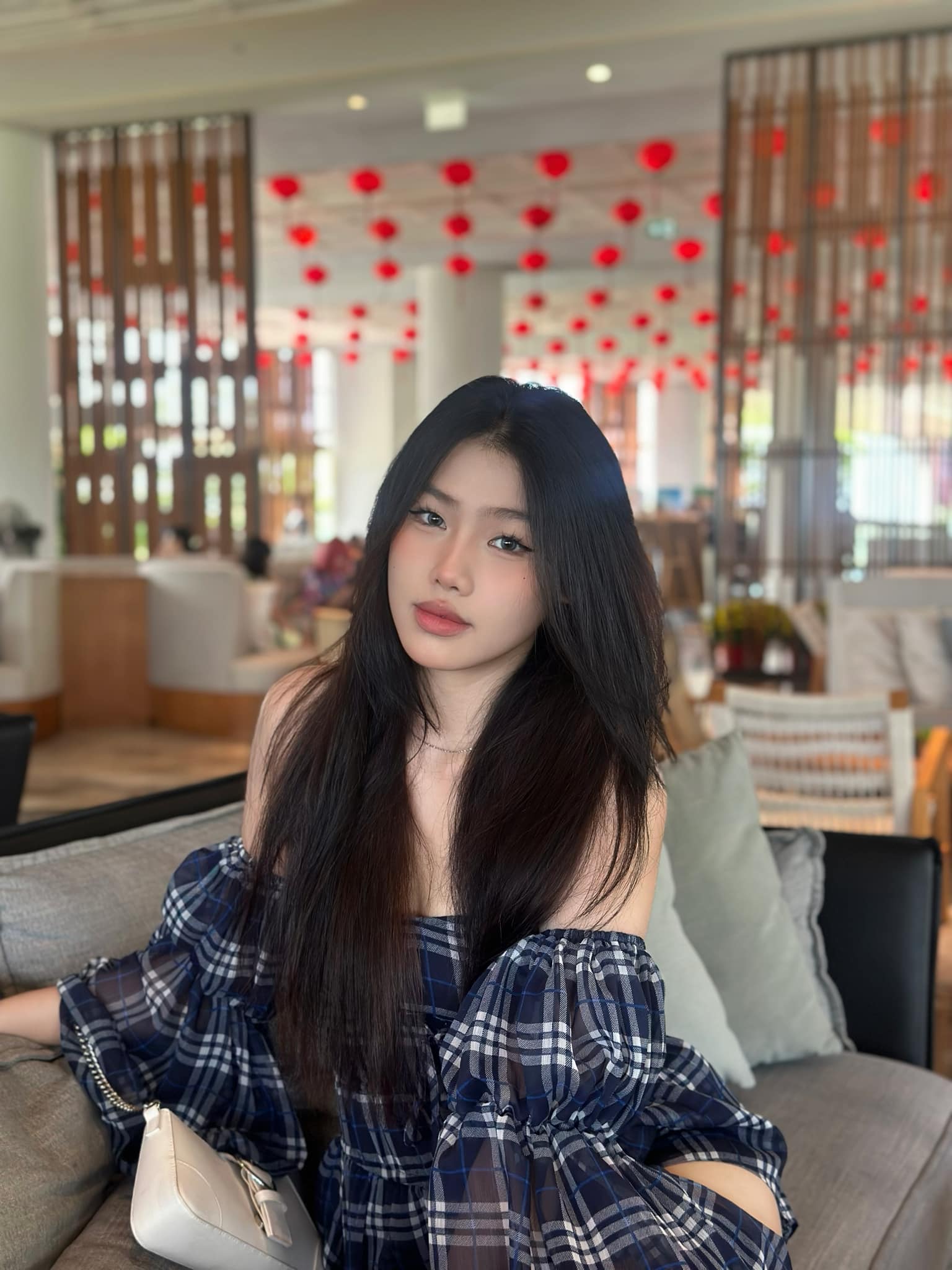 Nhan sắc đời thường của dàn thí sinh Miss Cosmo Vietnam 2025- Ảnh 8. Nhan sắc đời thường của dàn thí sinh Miss Cosmo Vietnam 2025- Ảnh 8.
