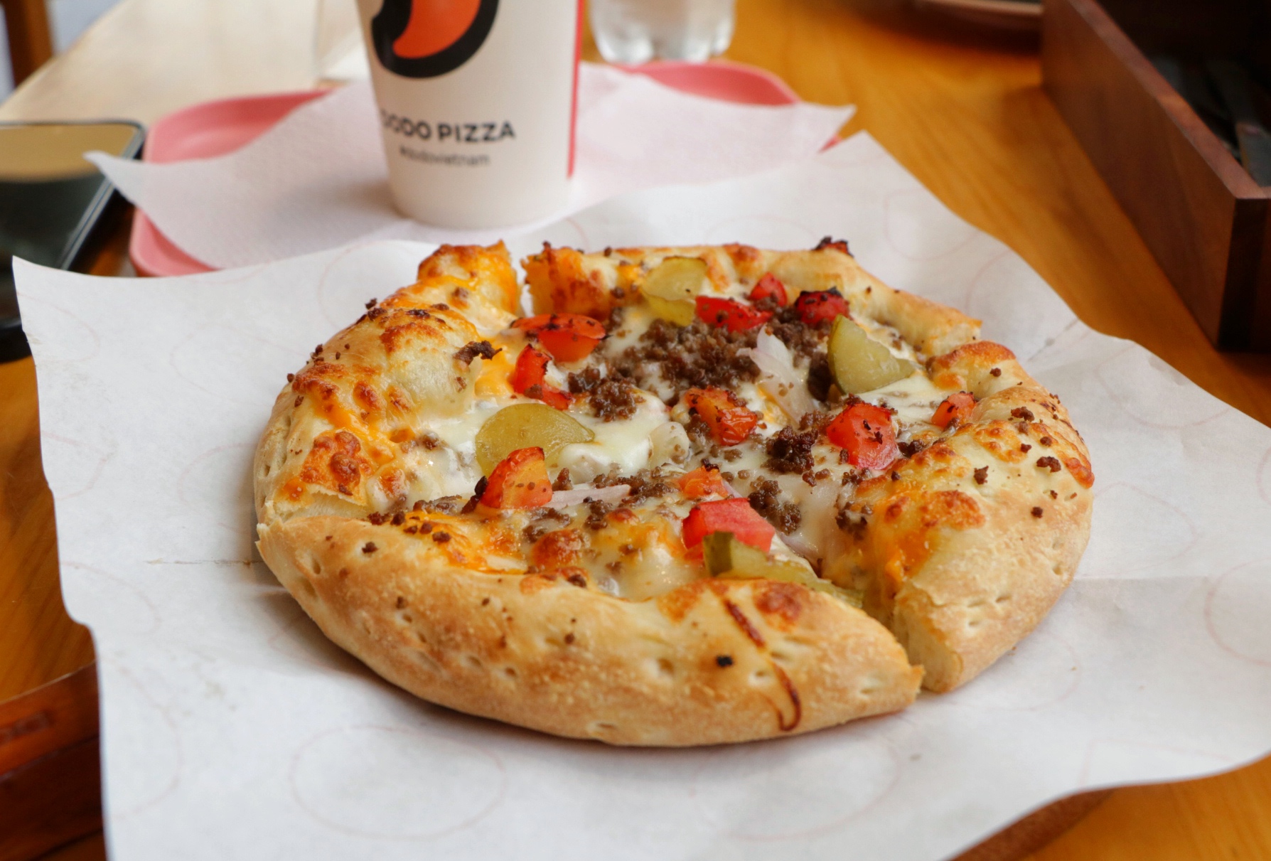 Chuỗi pizza nổi tiếng đóng cửa toàn bộ chi nhánh ở TP.HCM: Khách quen nuối tiếc - Ảnh 3.