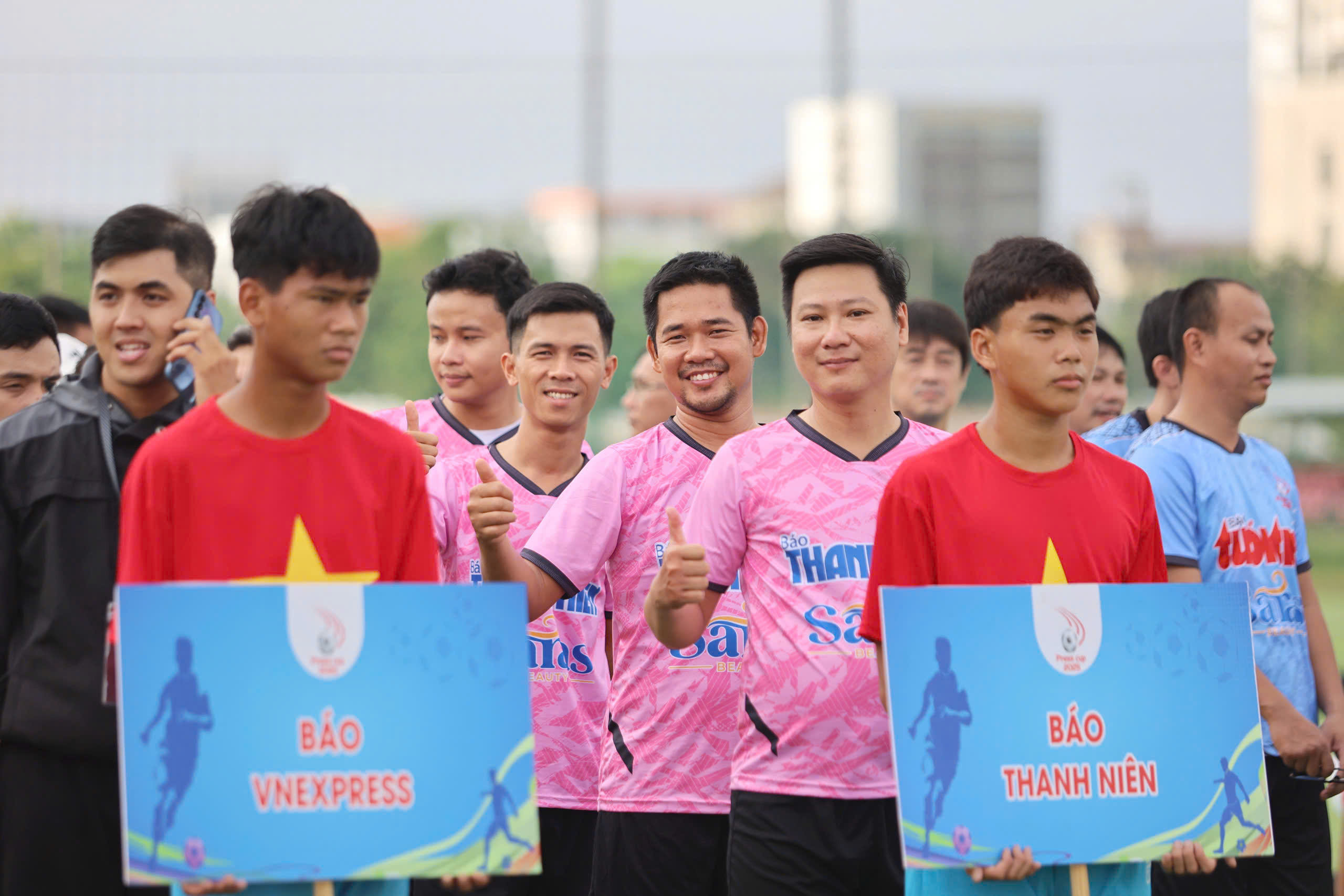 Press Cup 2025: Báo Thanh Niên xuất quân thắng lợi- Ảnh 6. Press Cup 2025: Báo Thanh Niên xuất quân thắng lợi- Ảnh 6.