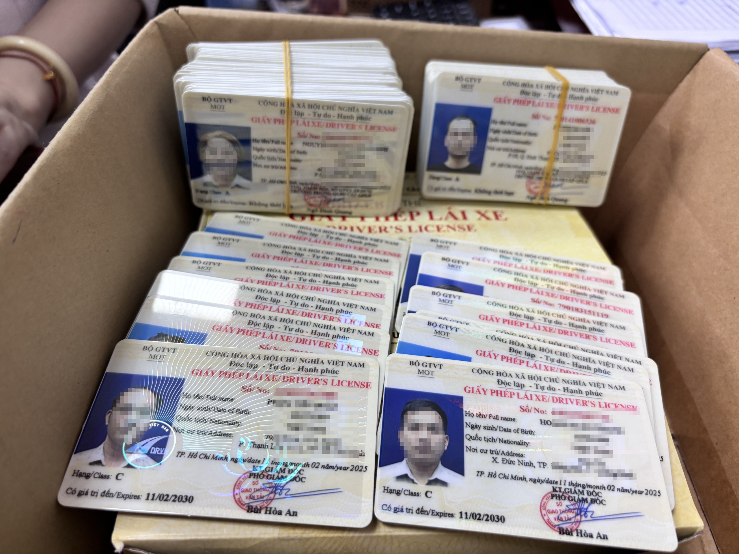 CSGT thu hồi và hủy bỏ bằng lái xe trong trường hợp nào?
