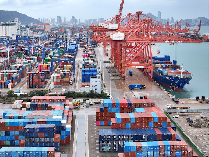Kinh tế Trung Quốc giữa sóng ngầm thương mại với Mỹ Kinh tế Trung Quốc giữa sóng ngầm thương mại với Mỹ