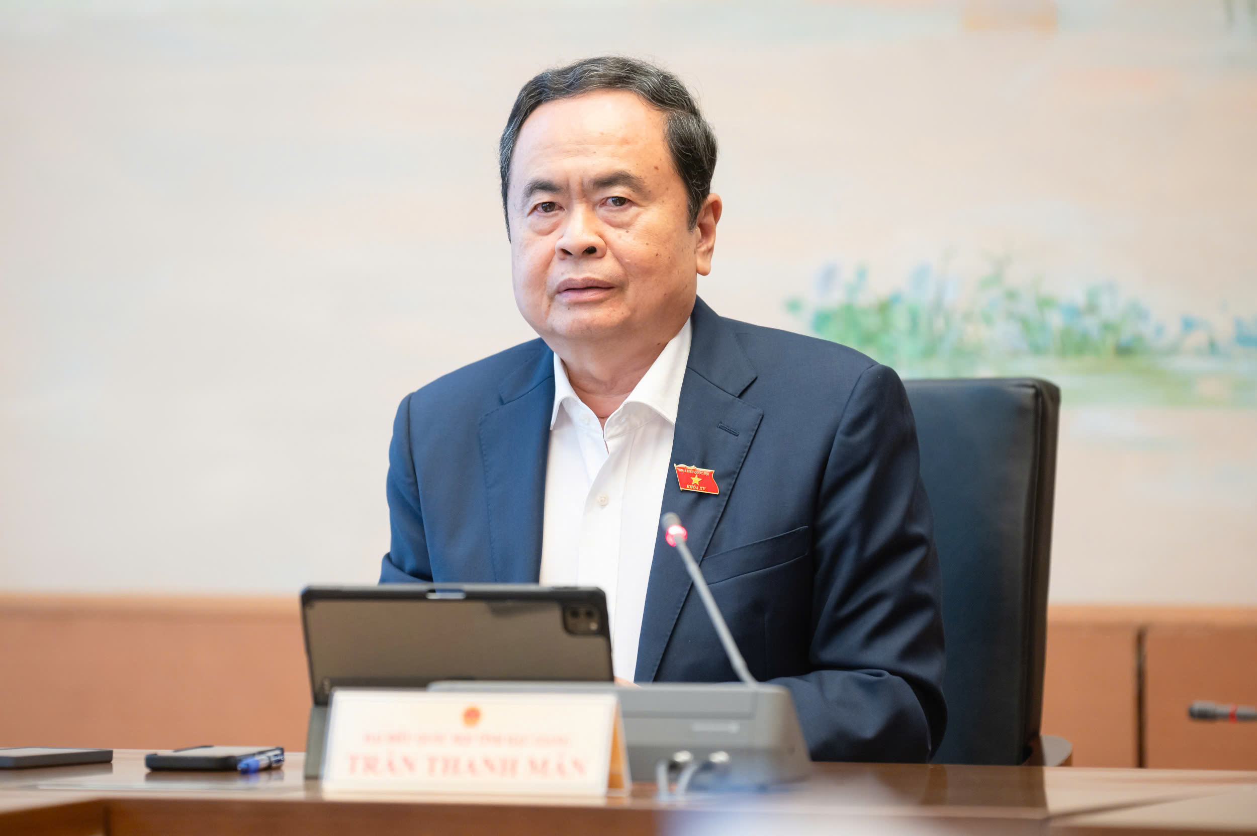 Chủ tịch Quốc hội: ‘Chỉ định thầu dự án nhà ở xã hội phải tránh xin – cho’ Chủ tịch Quốc hội: ‘Chỉ định thầu dự án nhà ở xã hội phải tránh xin – cho’