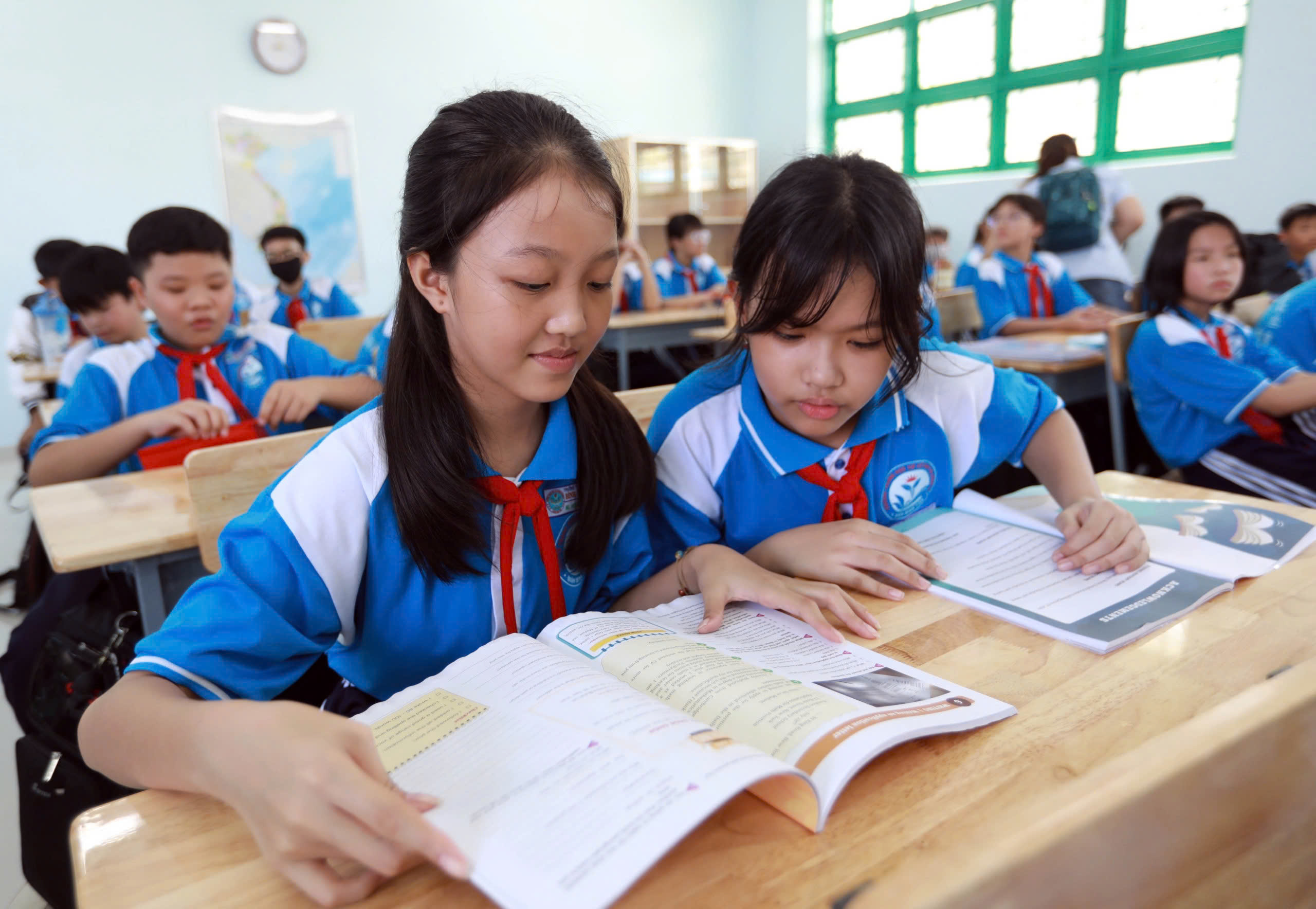 Giáo dục bắt buộc 9 năm vì sao không nên chậm trễ ? - Ảnh 1.