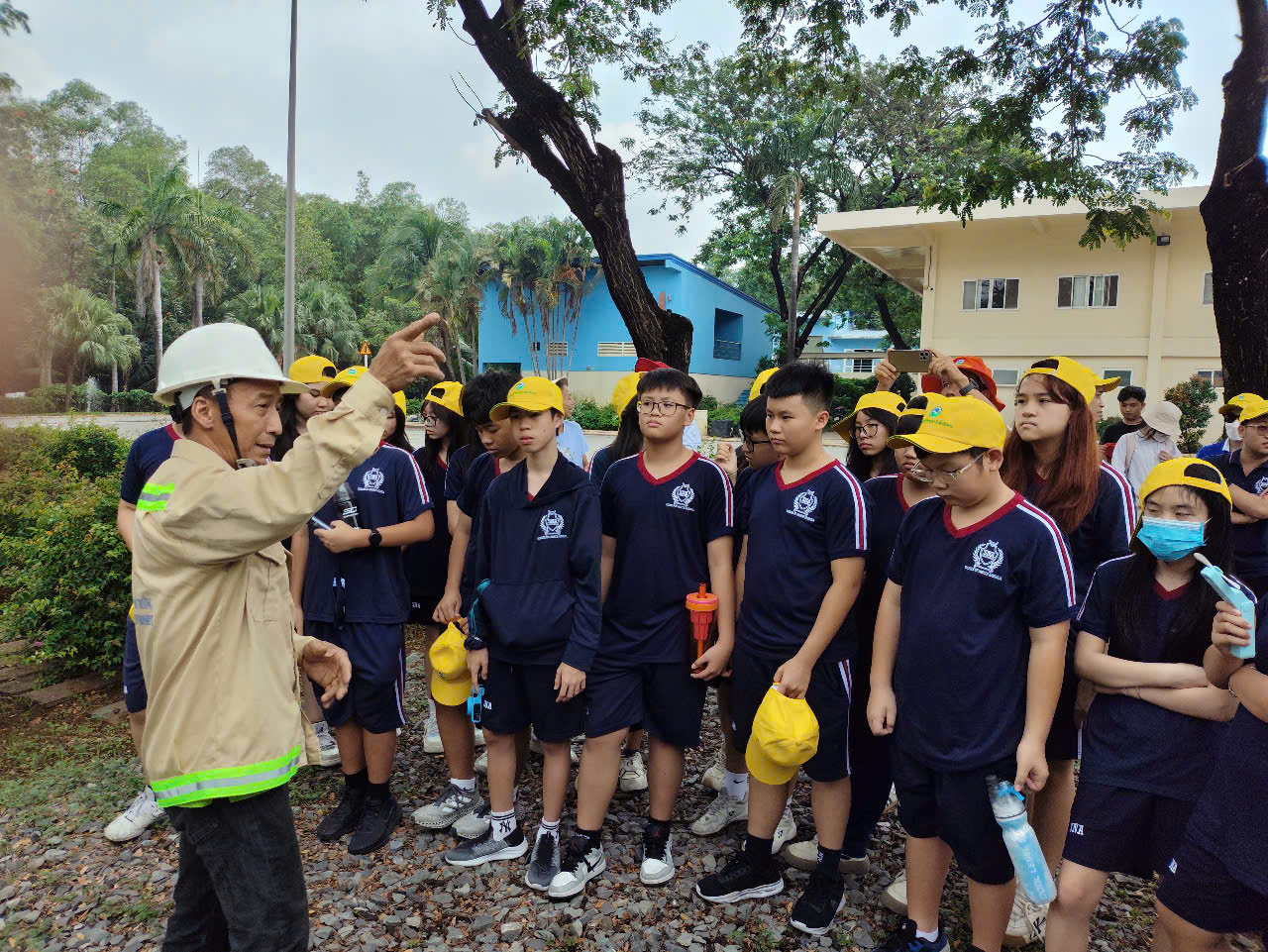 Bài học trực quan về môi trường tại Công ty VWS - Ảnh 2.