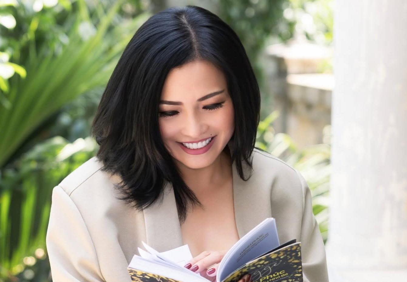 Phương Thanh nói về chuyện 'hết thời', tiết lộ về con gái 20 tuổi- Ảnh 1. Phương Thanh nói về chuyện 'hết thời', tiết lộ về con gái 20 tuổi- Ảnh 1.