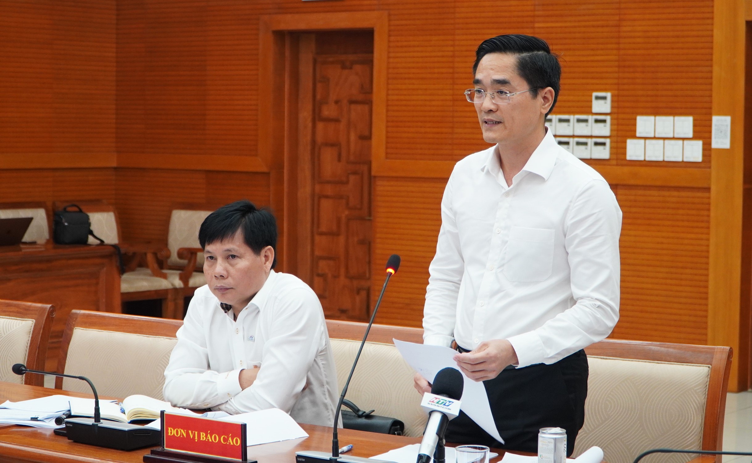 Chủ tịch TP.HCM: 'Quy hoạch lại đường sắt đô thị với tầm nhìn mới'- Ảnh 2. Chủ tịch TP.HCM: 'Quy hoạch lại đường sắt đô thị với tầm nhìn mới'- Ảnh 2.