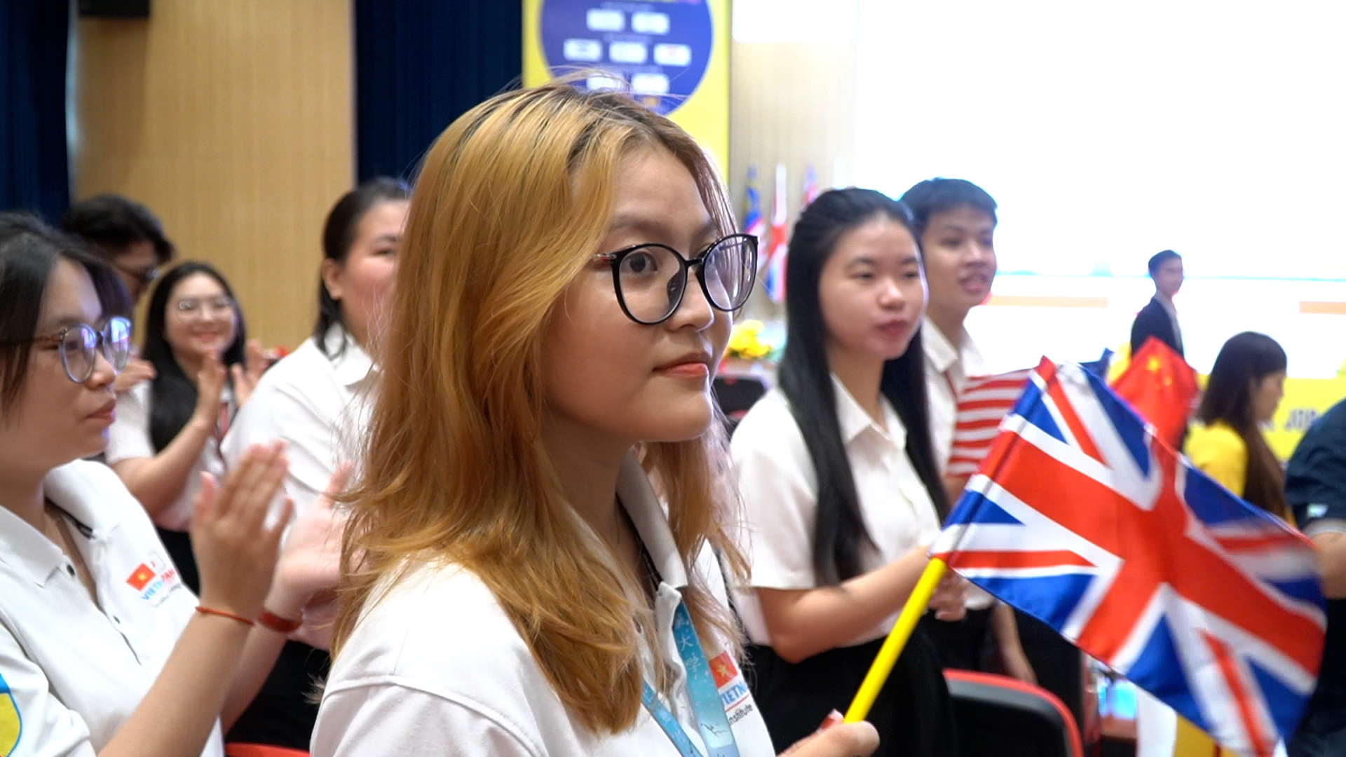 Mở ra hơn 1.800 cơ hội việc làm quốc tế tại HUTECH International Job Fair 2025 - Ảnh 1.