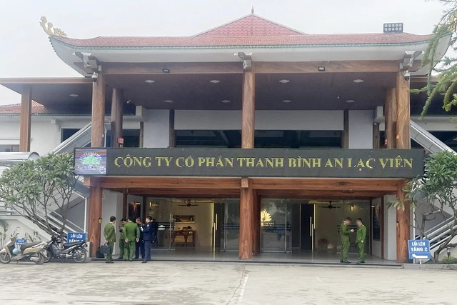 Công ty Thanh Bình An Lạc Viên bị phạt, buộc trả lại người dân gần 11 tỉ- Ảnh 1. Công ty Thanh Bình An Lạc Viên bị phạt, buộc trả lại người dân gần 11 tỉ- Ảnh 1.