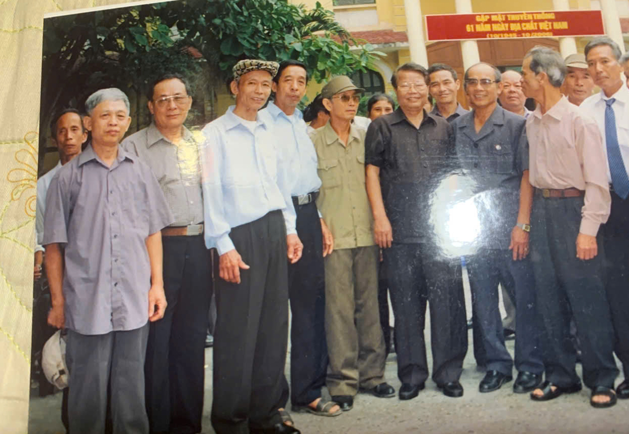 Đồng nghiệp bật khóc nhớ về kỷ niệm cùng nguyên Chủ tịch nước Trần Đức Lương - Ảnh 3.