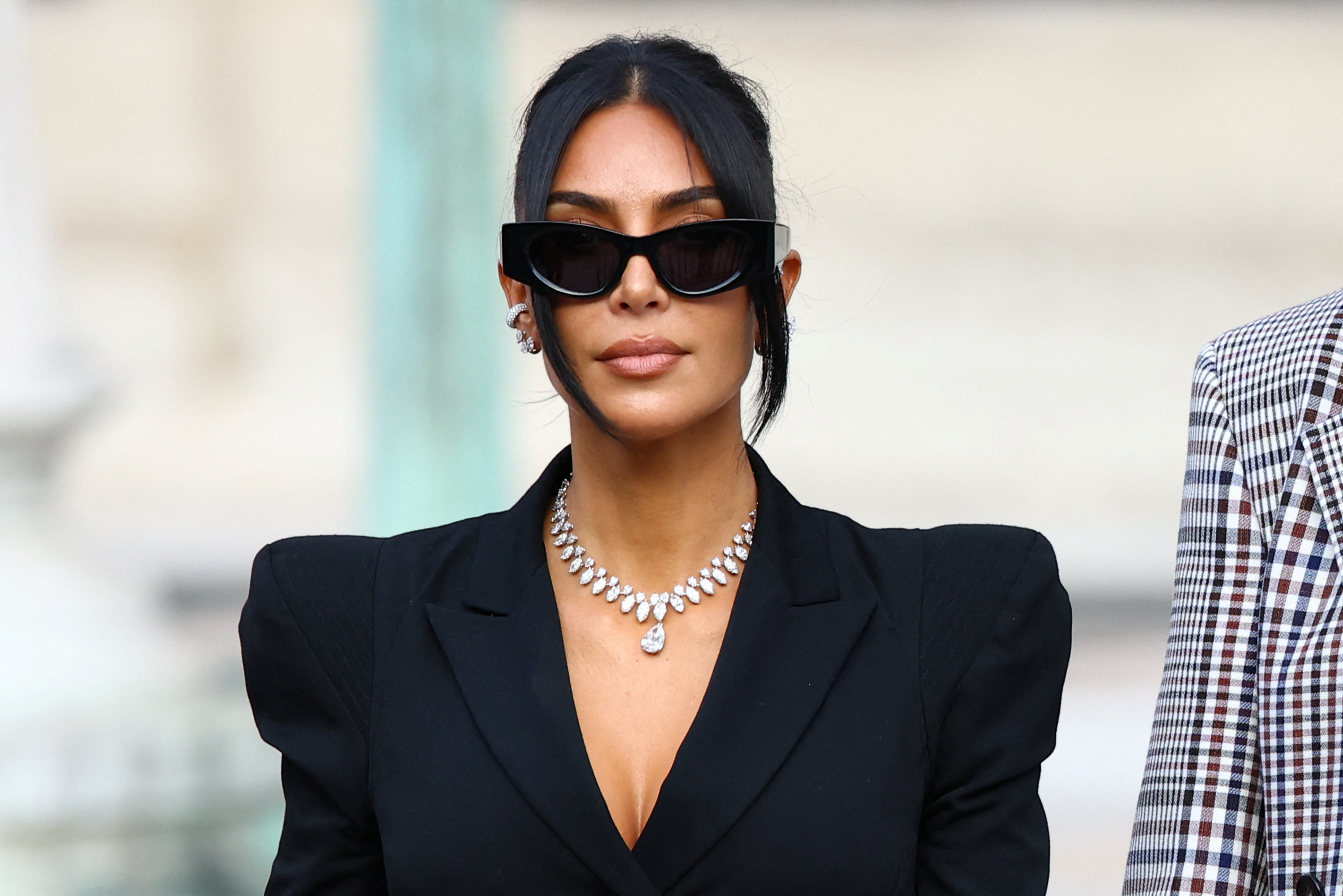 Kim Kardashian và 'trải nghiệm kinh hoàng nhất cuộc đời' - Ảnh 2.