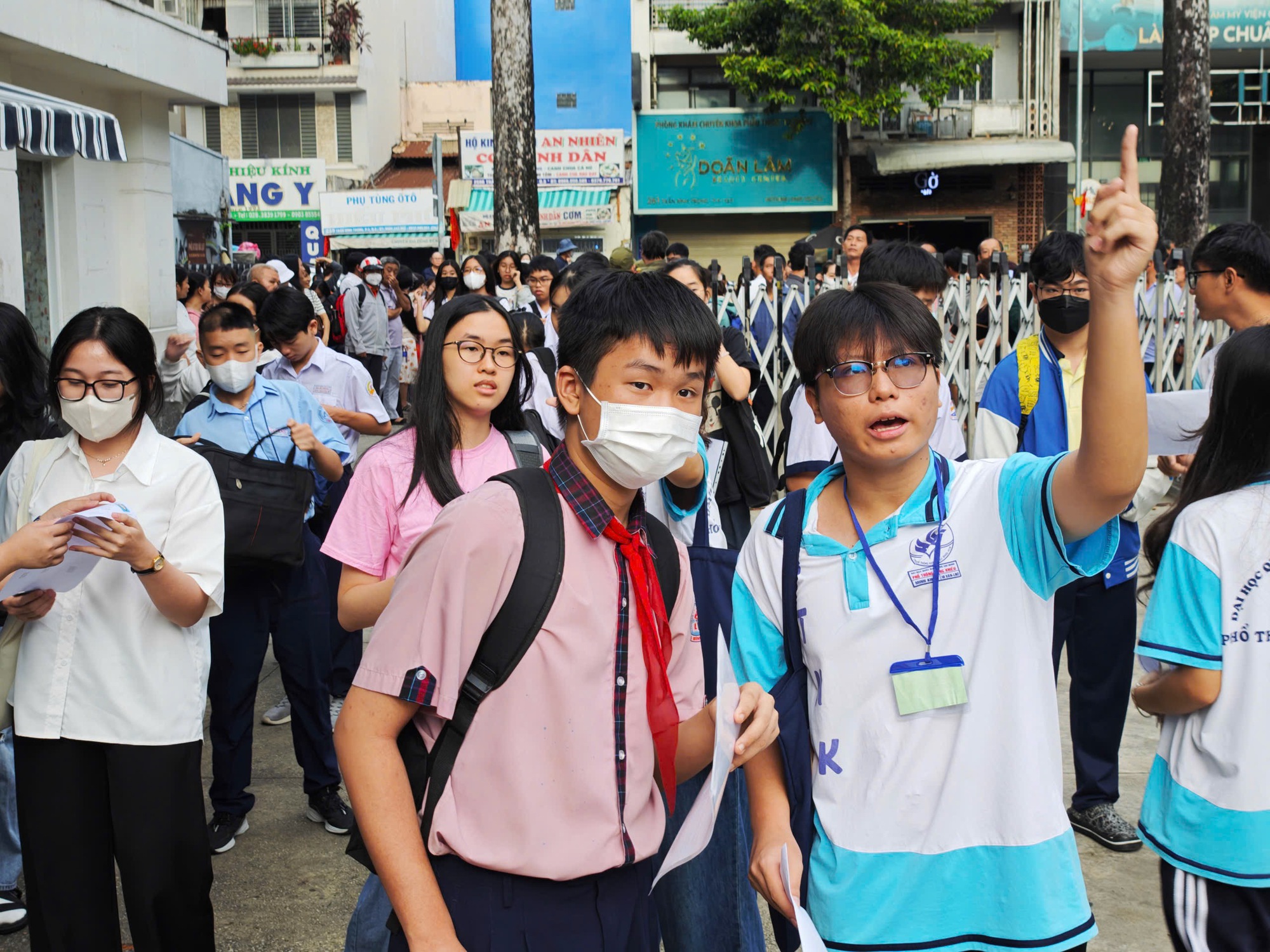 10 年生のギフテッド高校受験者試験の構成はどのようなものですか? - 写真 1。 Thí sinh thi lớp 10 Phổ thông Năng khiếu với cấu trúc đề thi ra sao?- Ảnh 1.