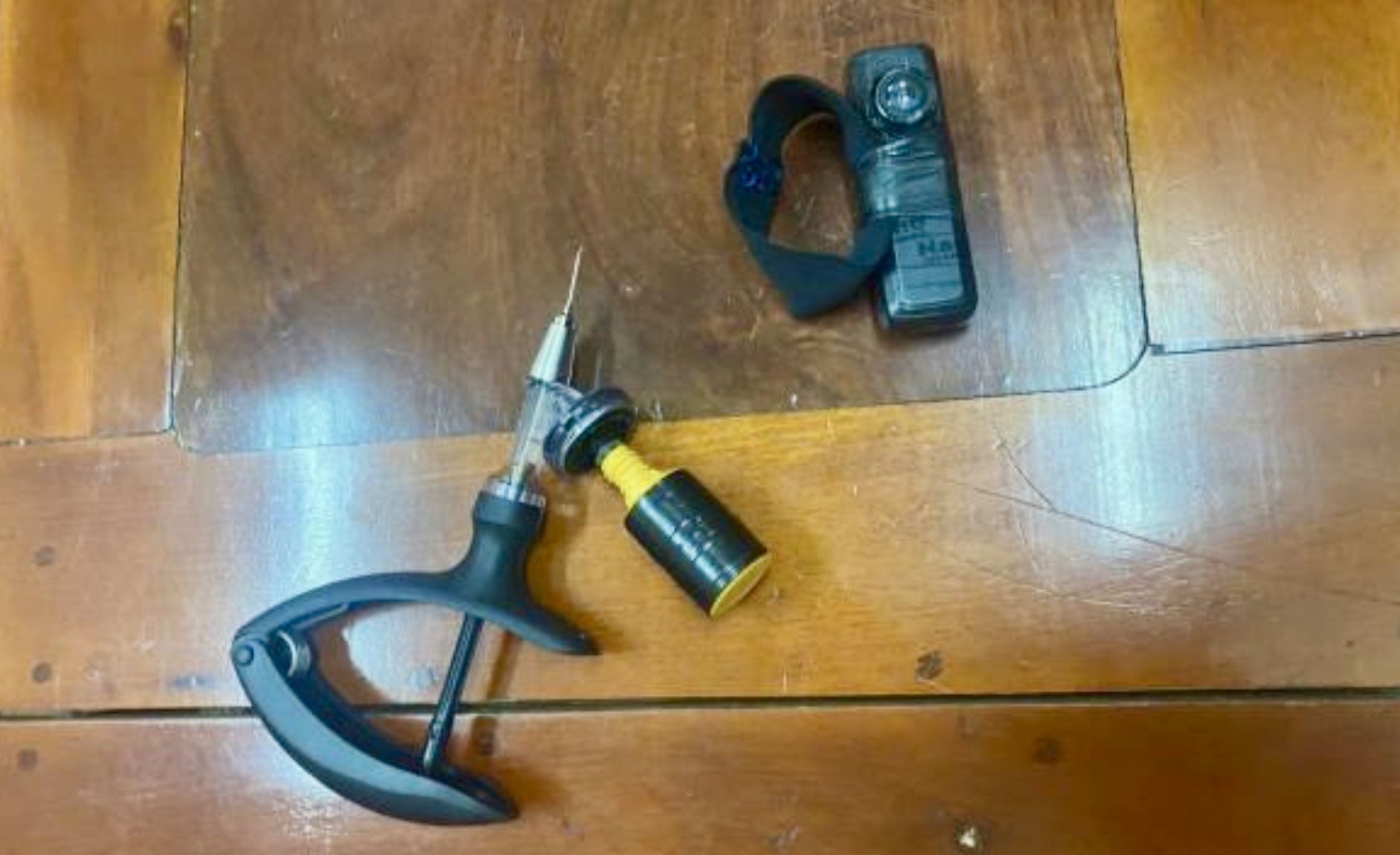 Bình Dương: Phụ huynh hoang mang vì nhiều nữ sinh bị đâm kim tiêm- Ảnh 2.