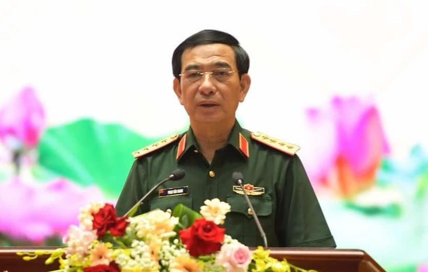 Đại tướng Phan Văn Giang: '12 giờ đ&ecirc;m, t&ocirc;i vẫn trả lời văn bản' - Ảnh 1.