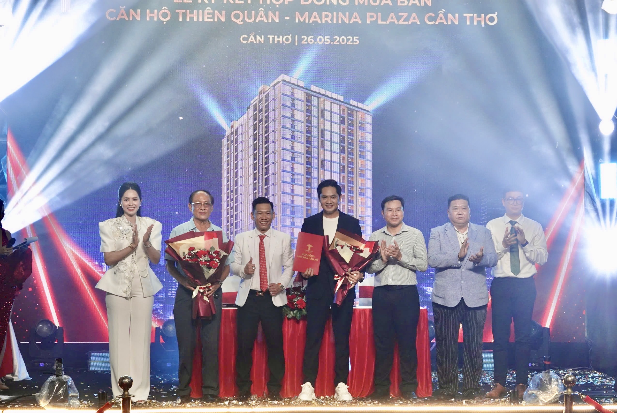 Chung cư tháp đôi 23 tầng ở Cần Thơ công bố mở bán - Ảnh 1.