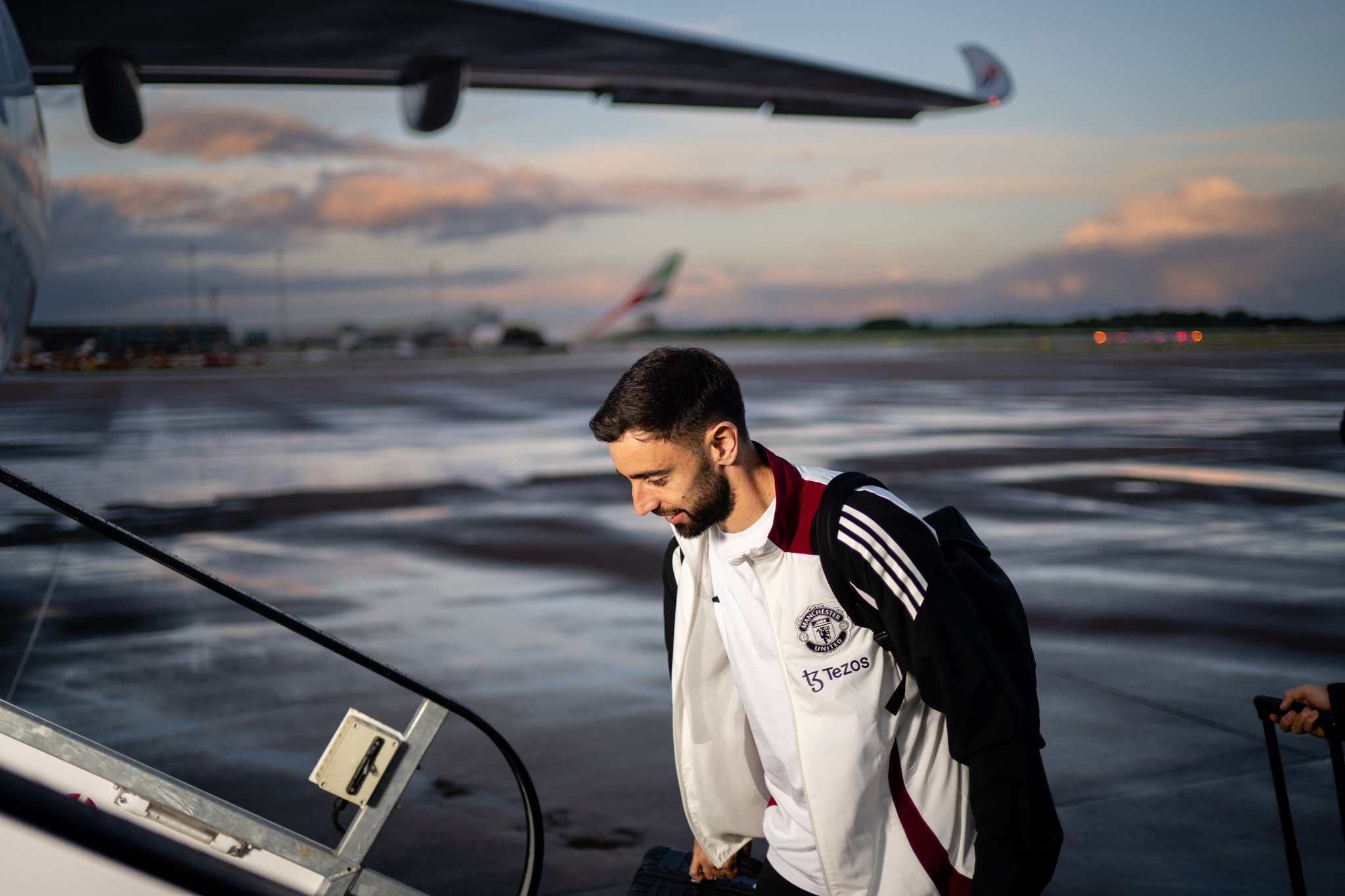 M.U chốt đội hình mạnh so tài Hoàng Đức, Hai Long: Có Bruno Fernandes - Ảnh 5.