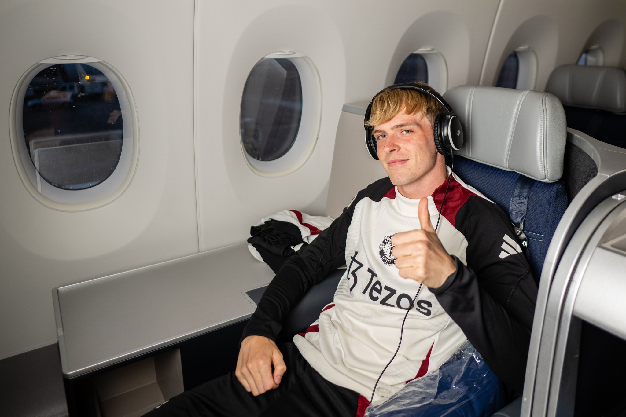 M.U chốt đội hình mạnh so tài Hoàng Đức, Hai Long: Có Bruno Fernandes - Ảnh 7.