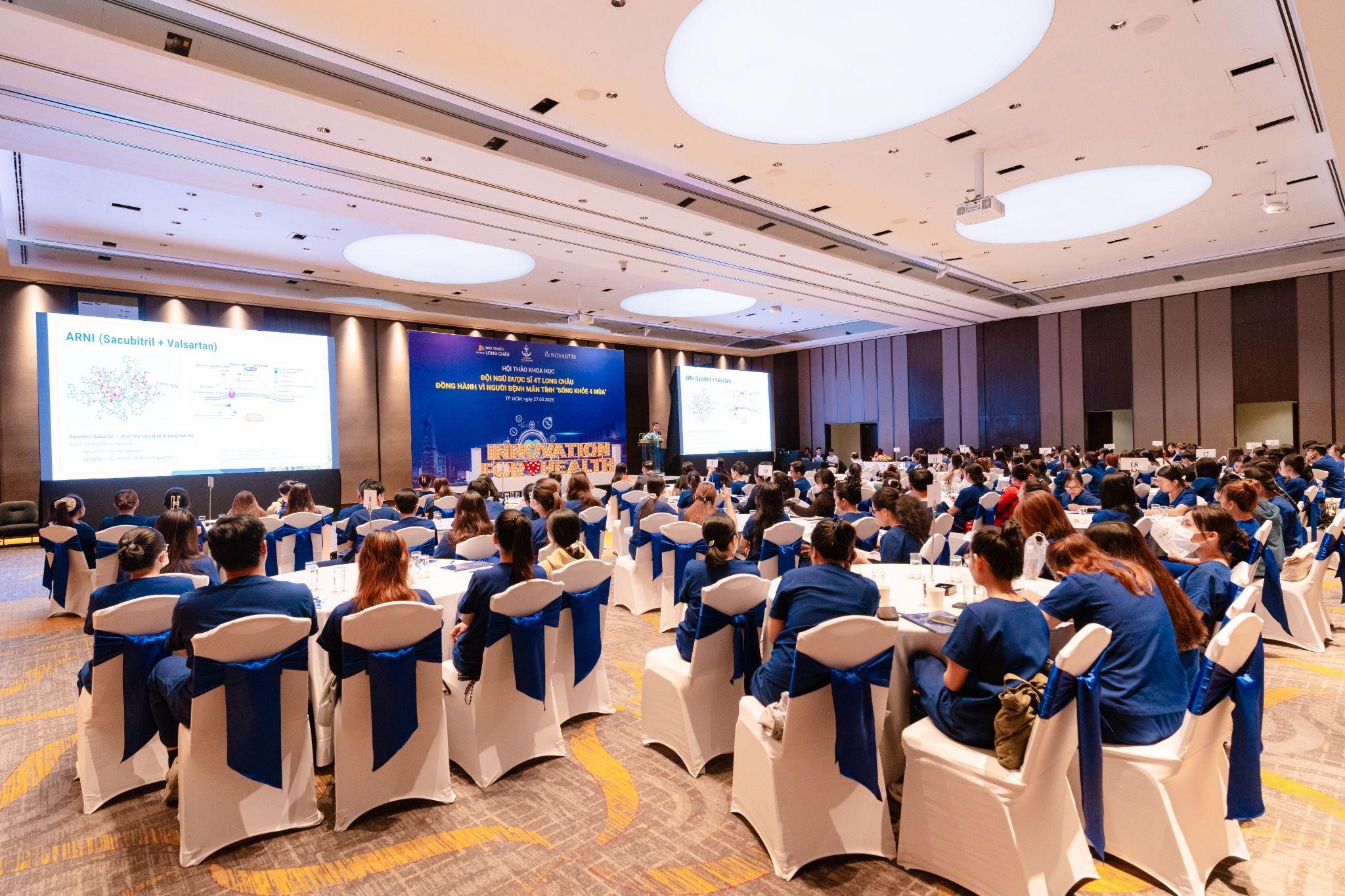 Nhà thuốc Long Châu hợp tác Novartis đưa giải pháp điều trị tiên tiến đến người Việt Nhà thuốc Long Châu hợp tác Novartis đưa giải pháp điều trị tiên tiến đến người Việt - Ảnh 2.
