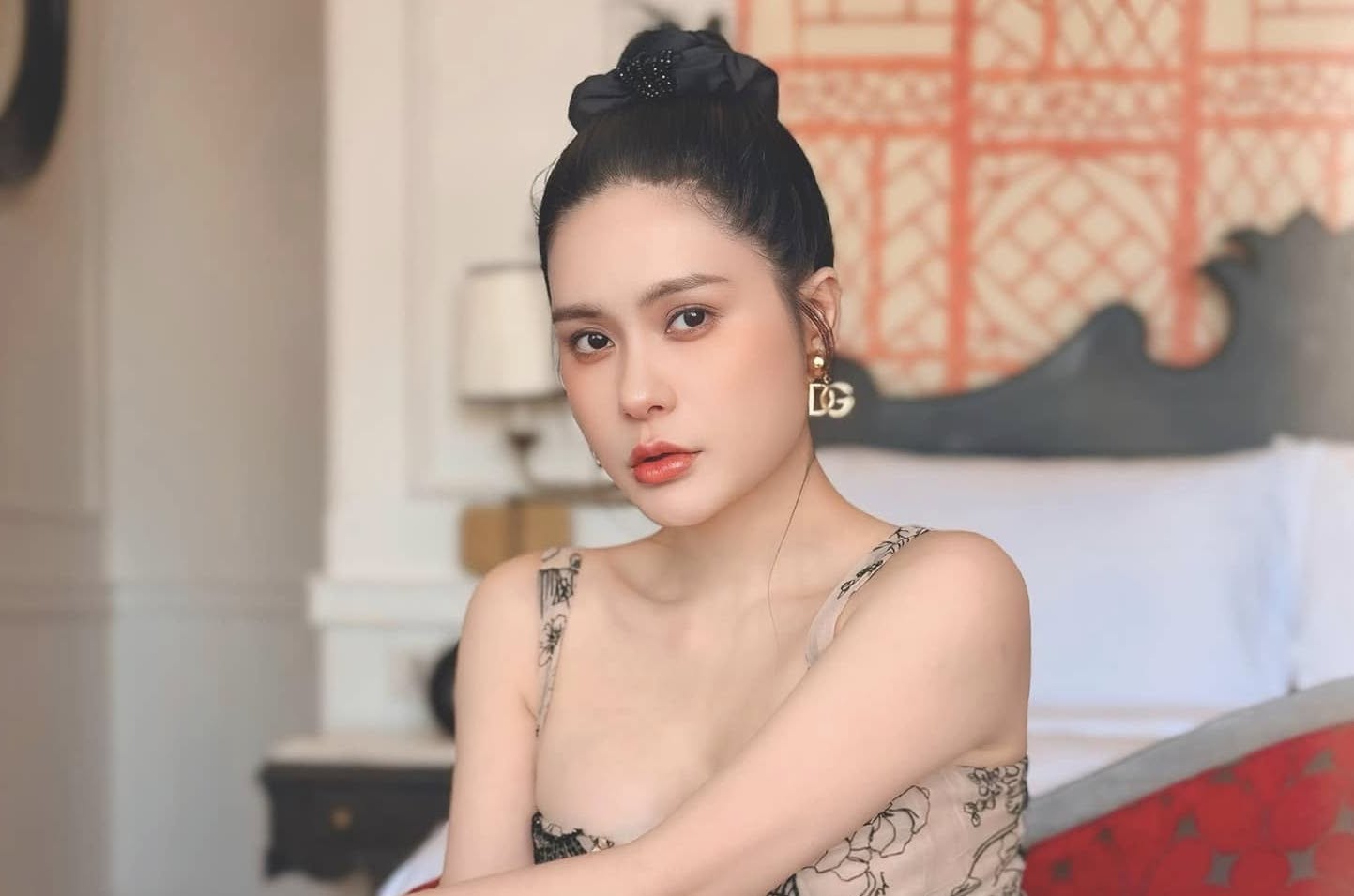 Vụ ồn ào mỹ phẩm nhà Đoàn Di Băng: Hàng loạt lùm xùm được ‘đào’ lại