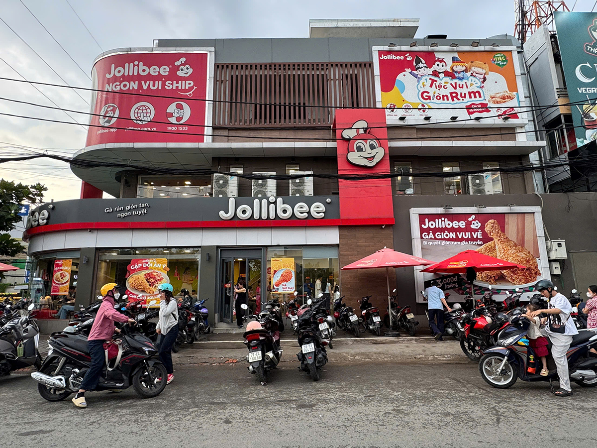 Thấy gì từ thương hiệu dẫn đầu thị phần Food service tại Việt Nam?- Ảnh 2. Thấy gì từ thương hiệu dẫn đầu thị phần Food service tại Việt Nam?- Ảnh 2.
