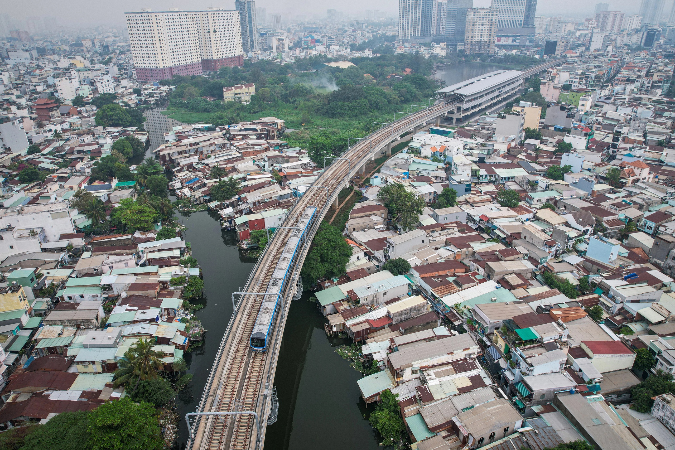Cơ chế đặc thù cho thành phố đặc thù - Ảnh 1.