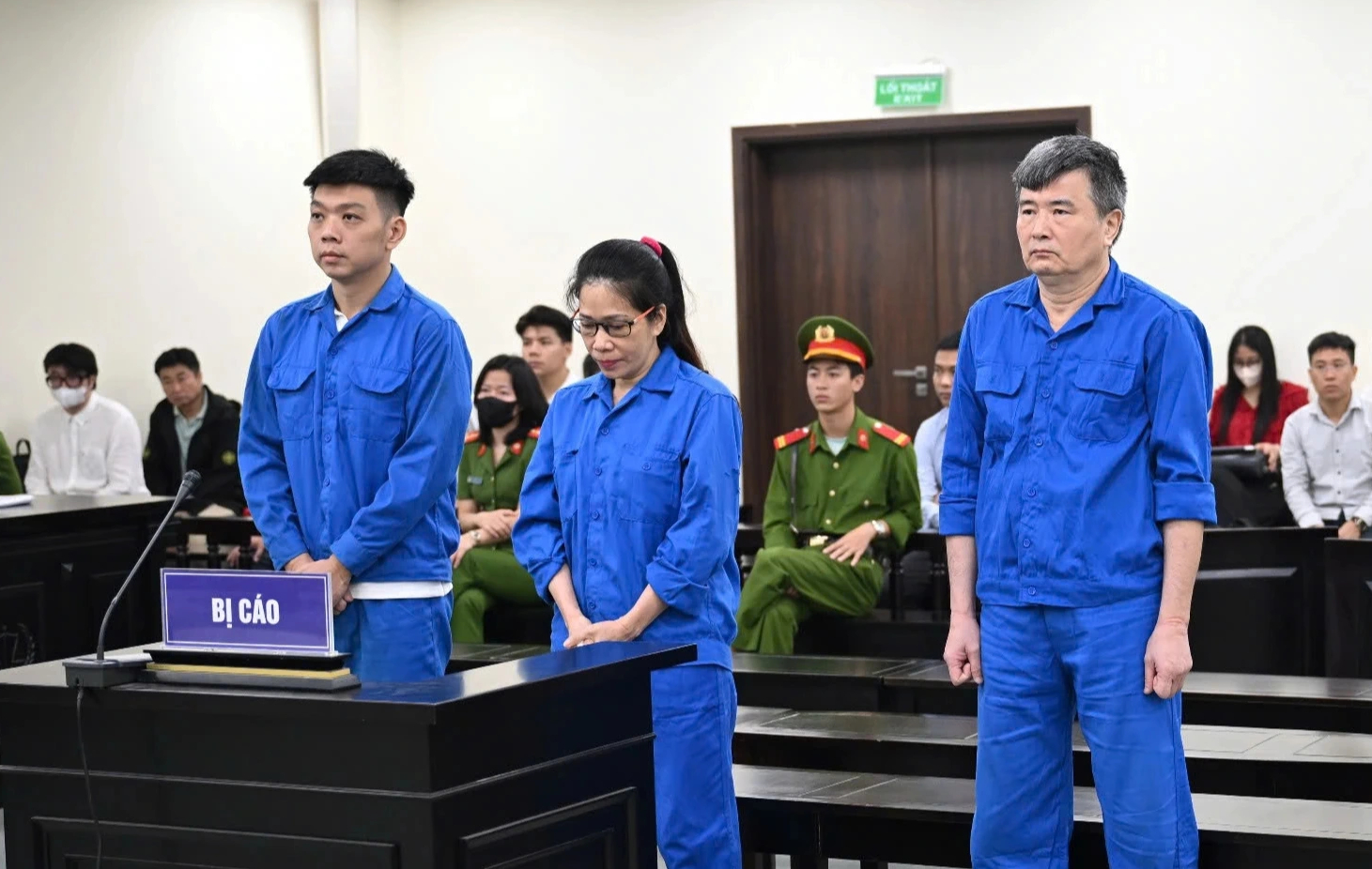 Xét xử cựu vụ phó nhận hối lộ tiền tỉ để 'đổi nhà to hơn'- Ảnh 1. Xét xử cựu vụ phó nhận hối lộ tiền tỉ để 'đổi nhà to hơn'- Ảnh 1.