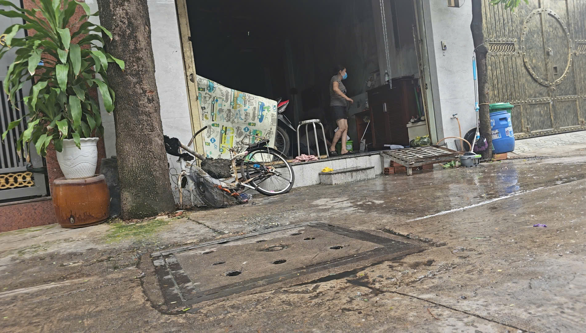 Chập điện máy quạt, cháy nhà dân lúc rạng sáng - Ảnh 2.