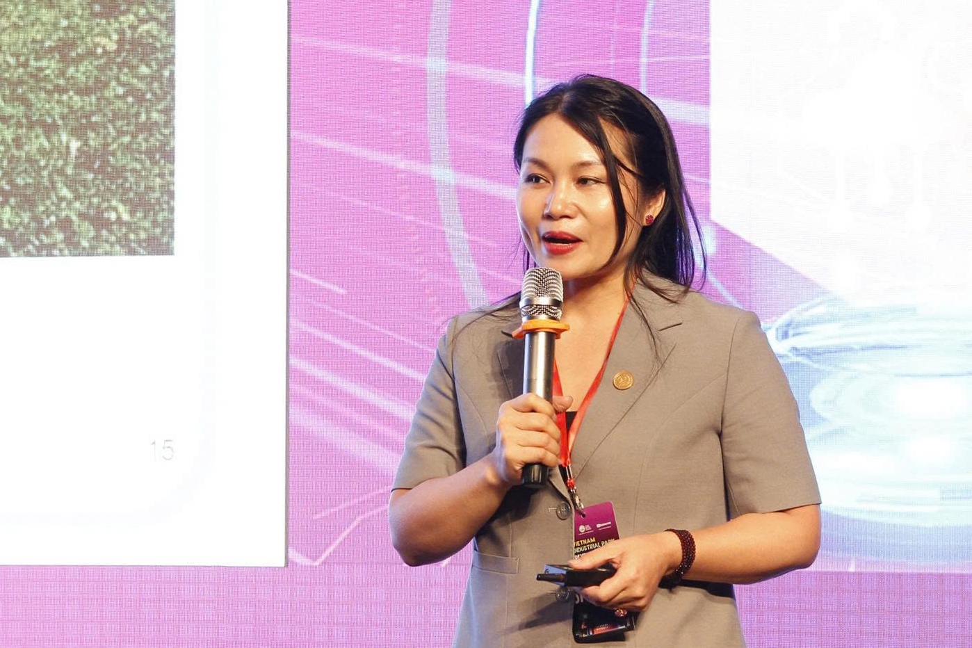 4 điểm nghẽn 'cản trở' doanh nghiệp đầu tư khu công nghiệp - Ảnh 1.