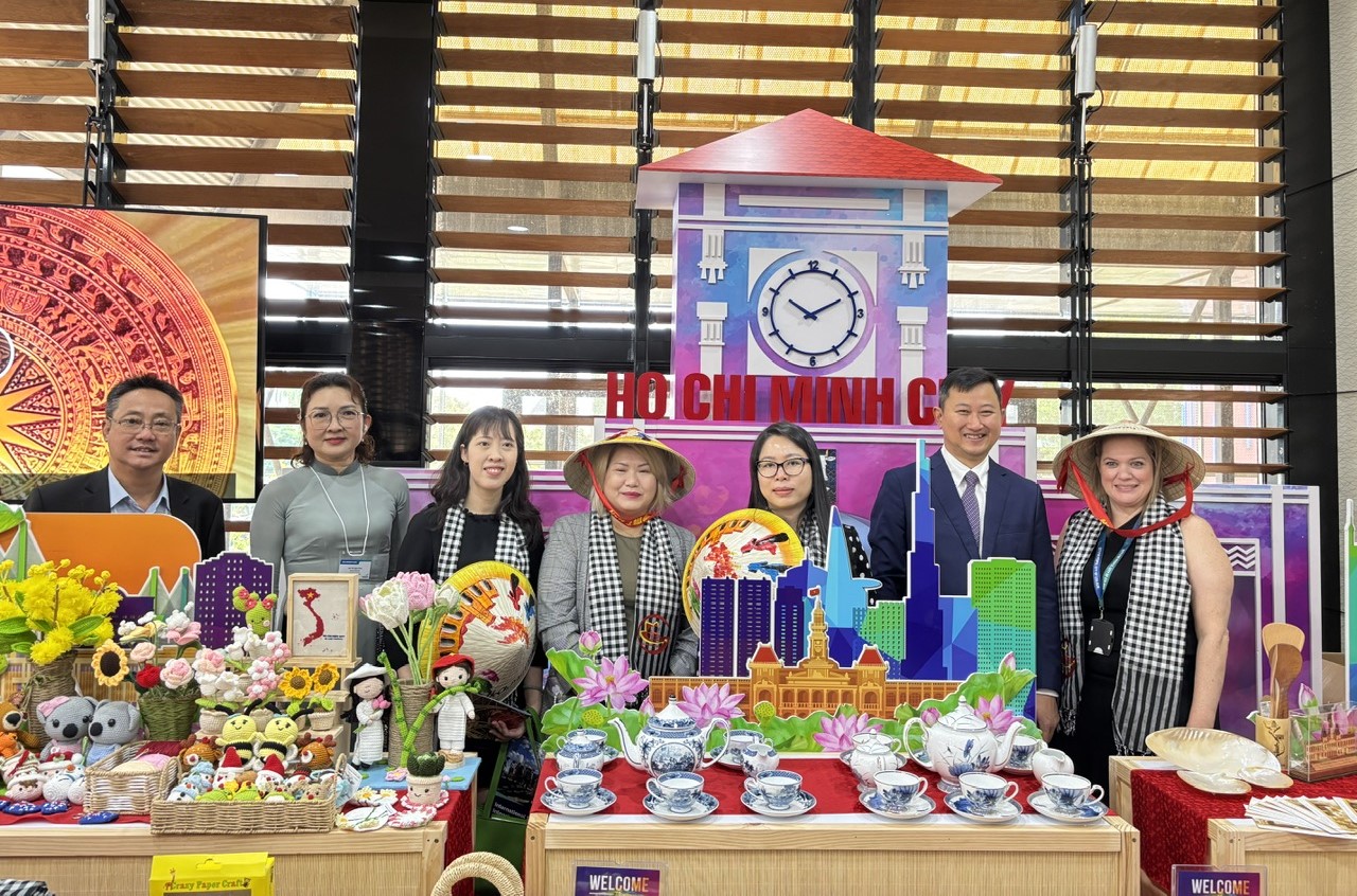 Giới thiệu TP.HCM năng động sau sáp nhập tới nước Úc - Ảnh 2.