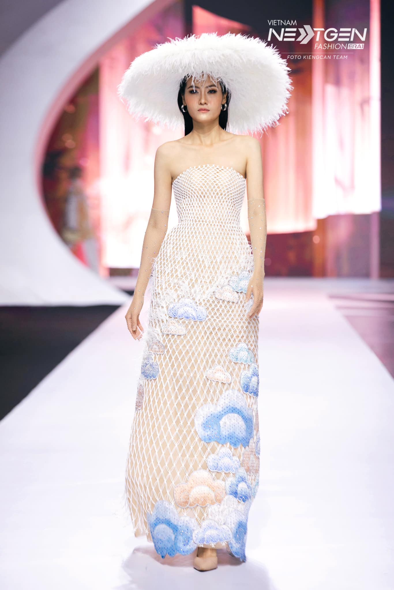 Nhan sắc cô gái cao nhất Miss Cosmo Vietnam 2025- Ảnh 3. Nhan sắc cô gái cao nhất Miss Cosmo Vietnam 2025- Ảnh 3.