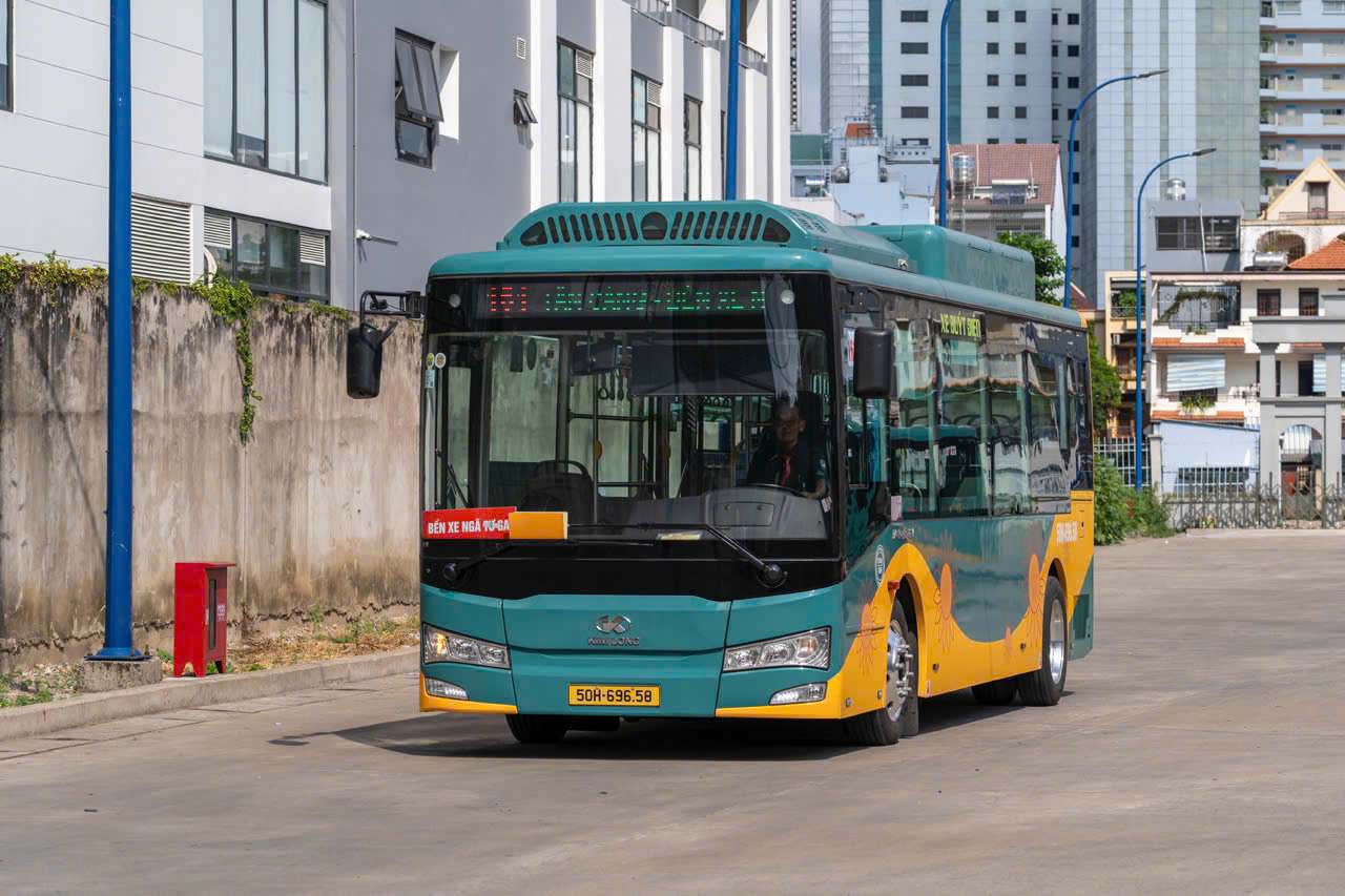 TP.HCM đấu thầu phá thế độc quyền xe buýt - Ảnh 1.