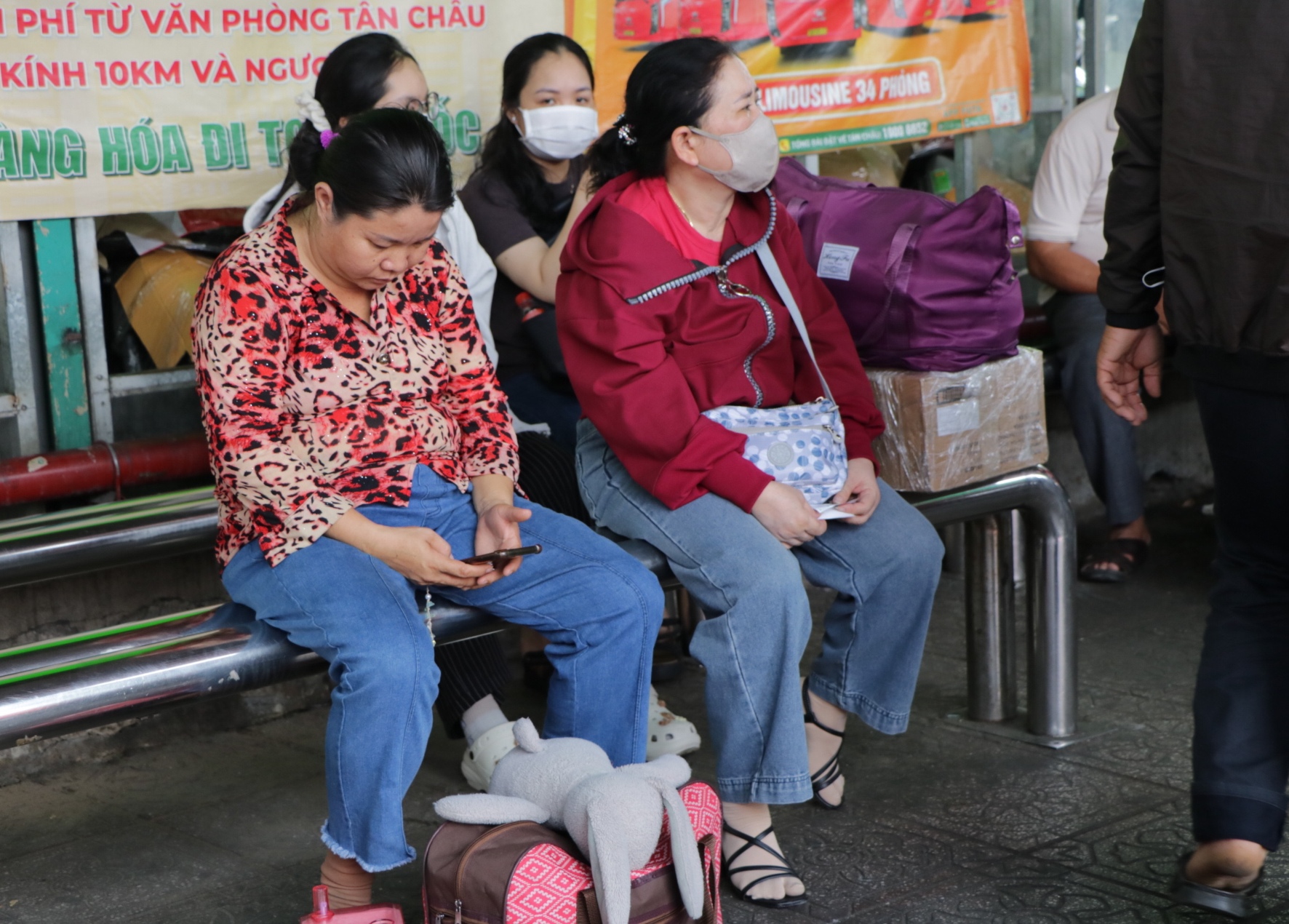 Nghỉ lễ 30.4 - 1.5: Vì sao hôm nay nhiều người mới bắt đầu về quê? - Ảnh 5.