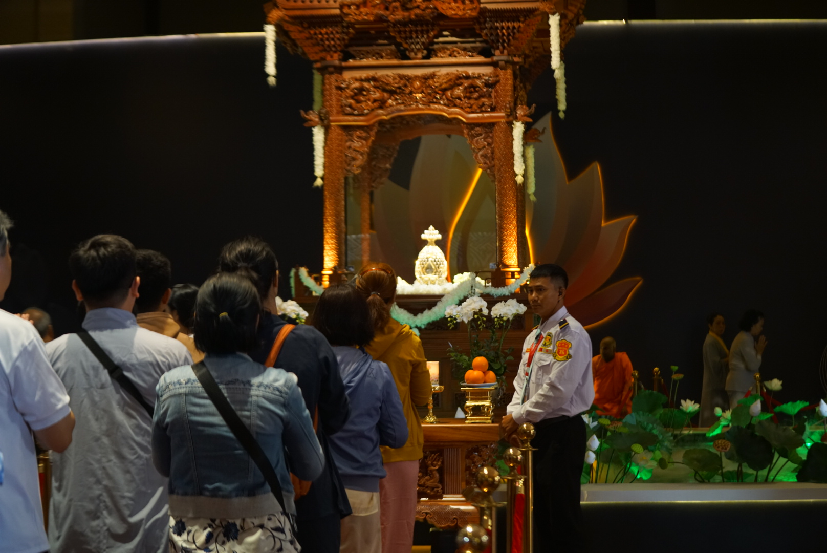 Xá lợi Phật là gì? Lý giải về bảo vật linh thiêng đang được chiêm bái tại chùa Thanh Tâm Xá lợi Phật là gì? Lý giải về bảo vật linh thiêng đang được chiêm bái tại chùa Thanh Tâm