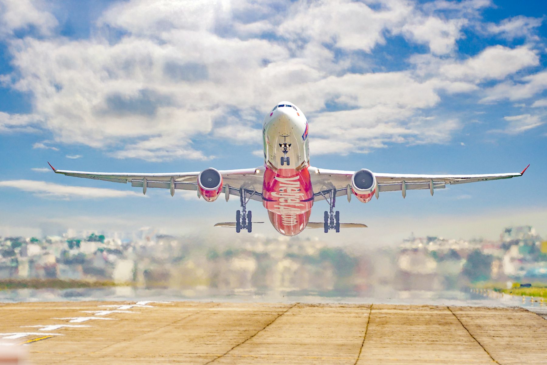 Đại hội cổ đông Vietjet 2025: Mở rộng mạng bay là sứ mệnh - Ảnh 4.