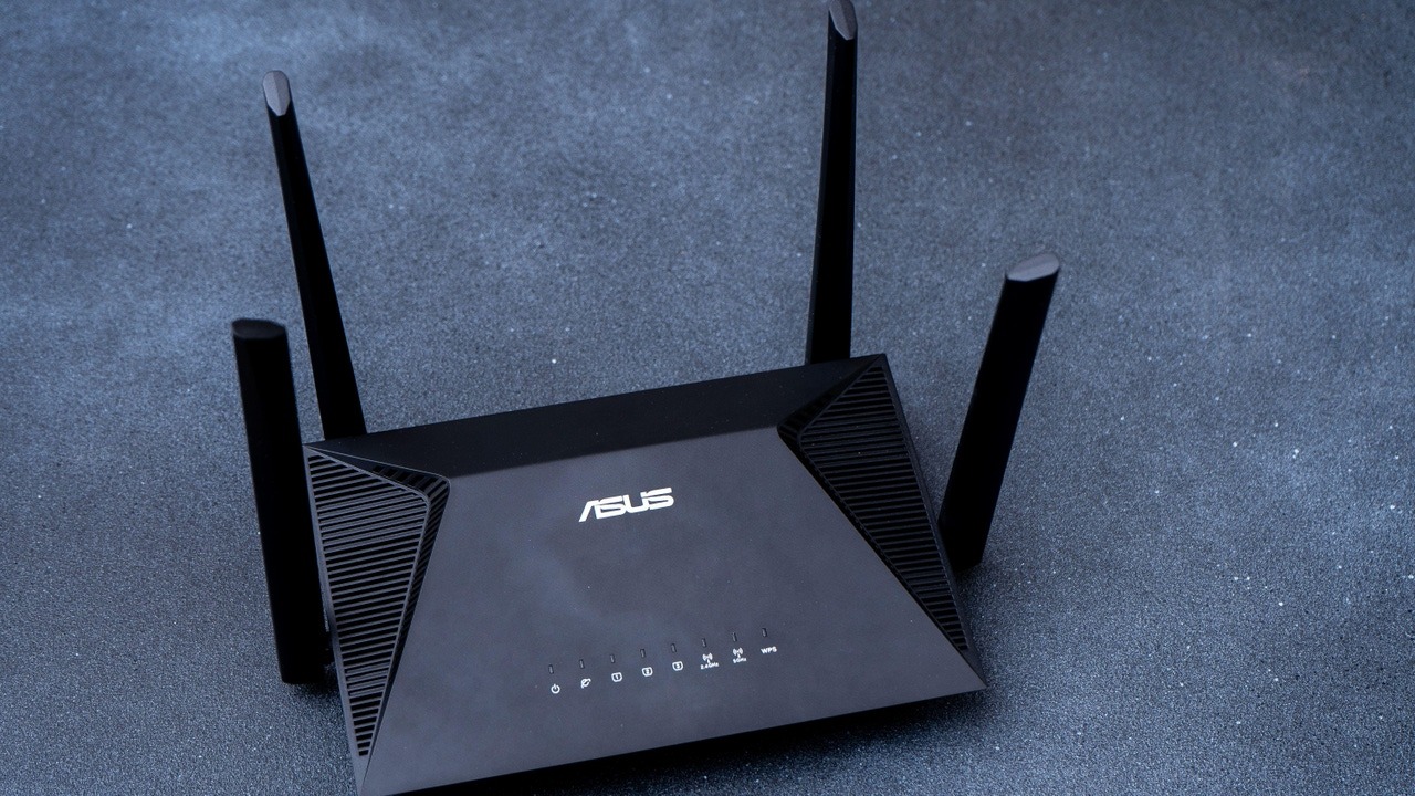 Hàng ngàn bộ định tuyến Asus bị tin tặc 'xâm chiếm' - Ảnh 1.