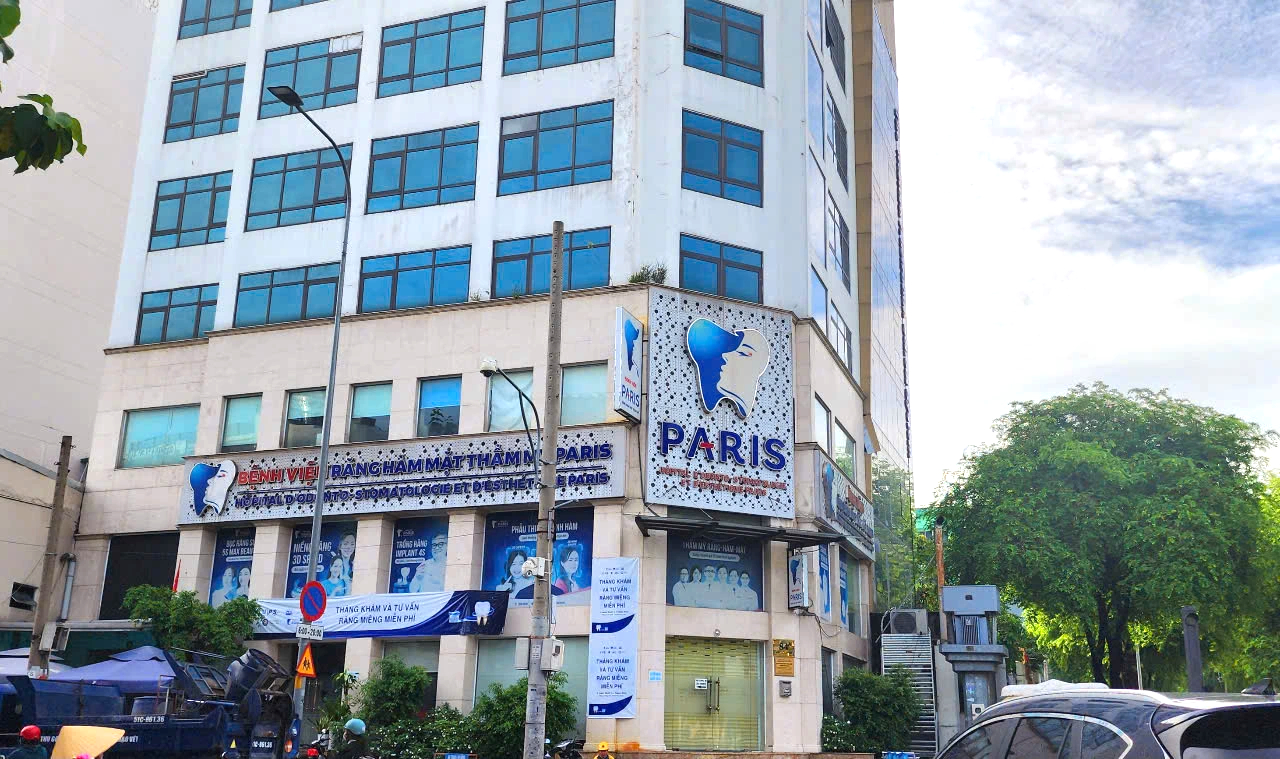 Tai biến chết người, đình chỉ hoạt động Bệnh viện Răng hàm mặt thẩm mỹ Paris- Ảnh 1.