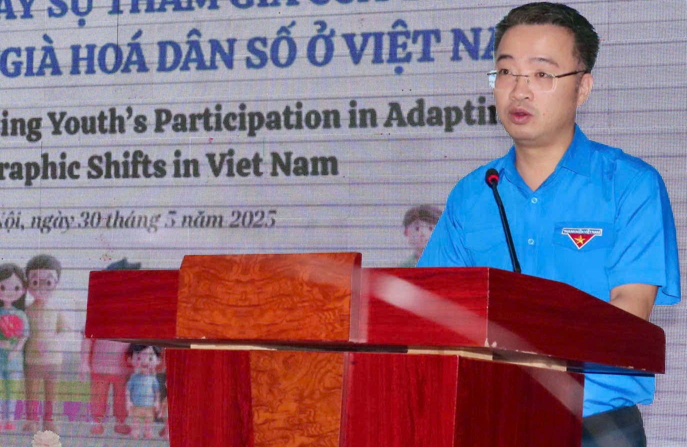 Dân số đối mặt với tình trạng 'già trước khi giàu', thanh niên phải làm gì?- Ảnh 1. Dân số đối mặt với tình trạng 'già trước khi giàu', thanh niên phải làm gì?- Ảnh 1.