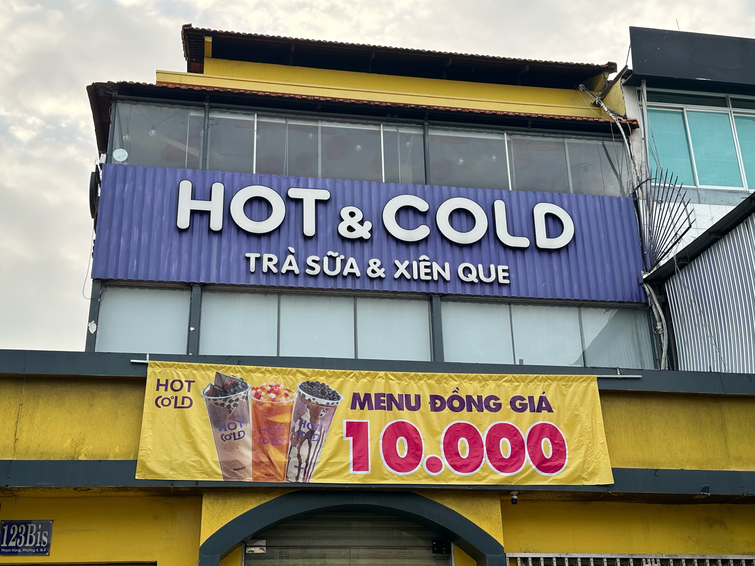 Quán trà sữa nổi tiếng TP.HCM vừa thông báo đóng cửa toàn hệ thống, khách quen 'sốc' - Ảnh 3.