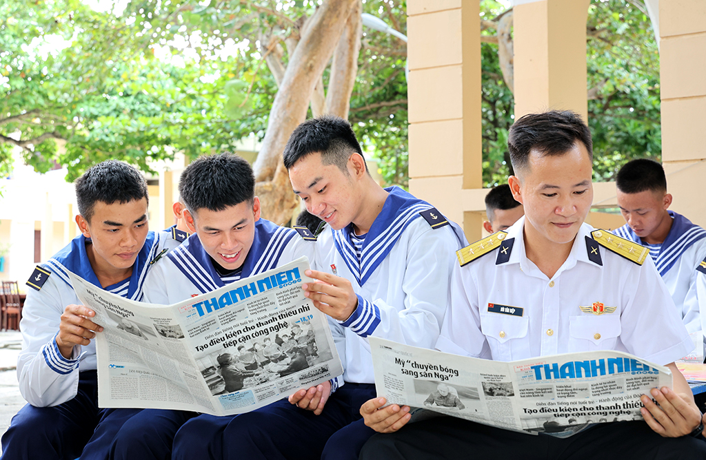 Hành trình đặc biệt của 100 nhà báo tới Trường Sa - Ảnh 4.