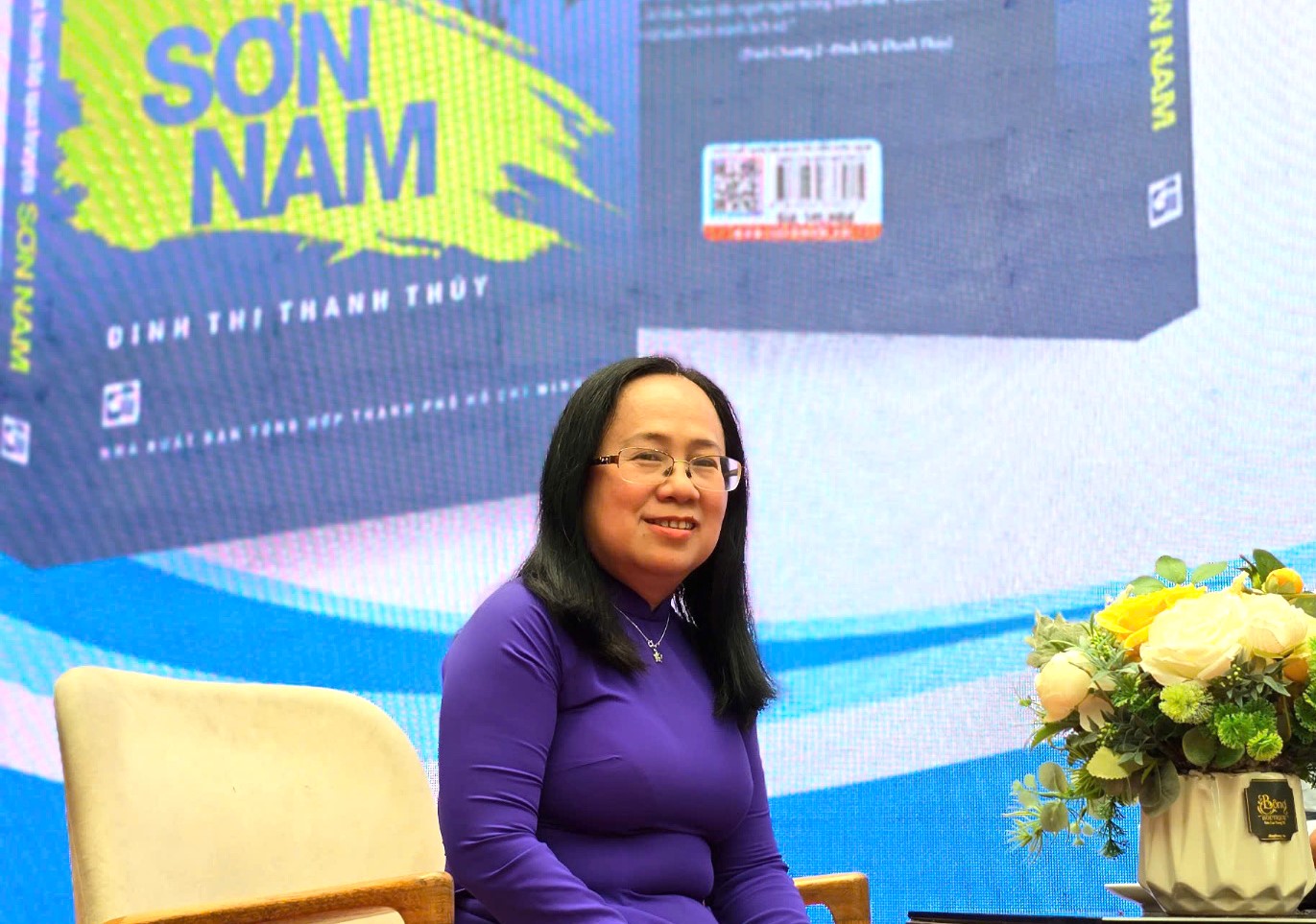 'Fan ruột' của nhà văn Sơn Nam ra mắt sách- Ảnh 1. 'Fan ruột' của nhà văn Sơn Nam ra mắt sách- Ảnh 1.