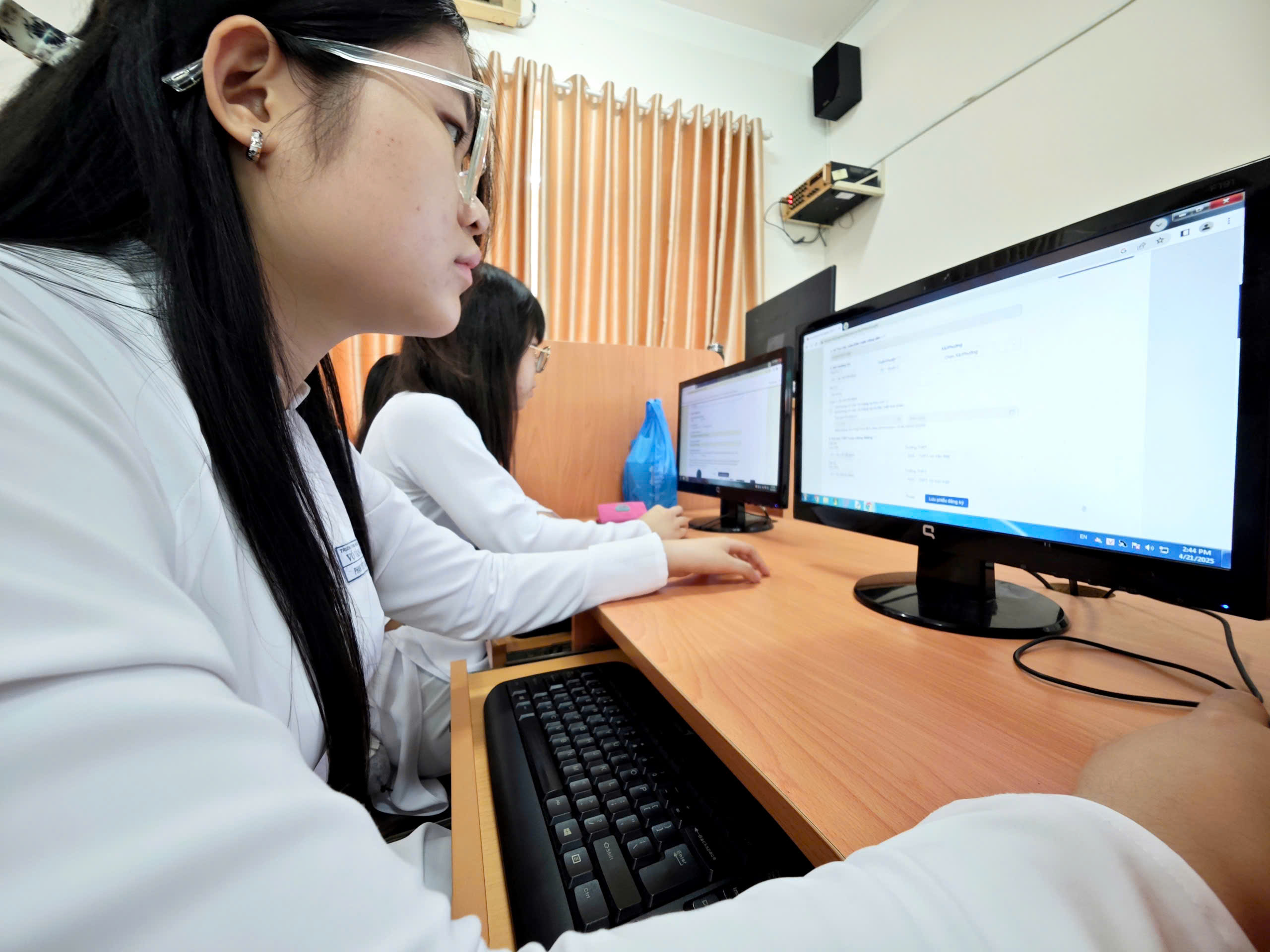 - 写真1。 - Ảnh 1.