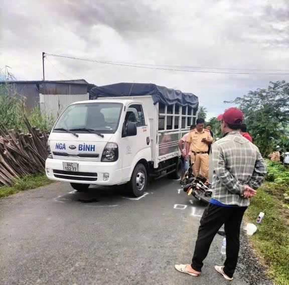 Vụ nữ sinh tử vong ở Vĩnh Long: Làm rõ có hay không hành vi cố ý không khởi tố- Ảnh 4. Vụ nữ sinh tử vong ở Vĩnh Long: Làm rõ có hay không hành vi cố ý không khởi tố- Ảnh 4.