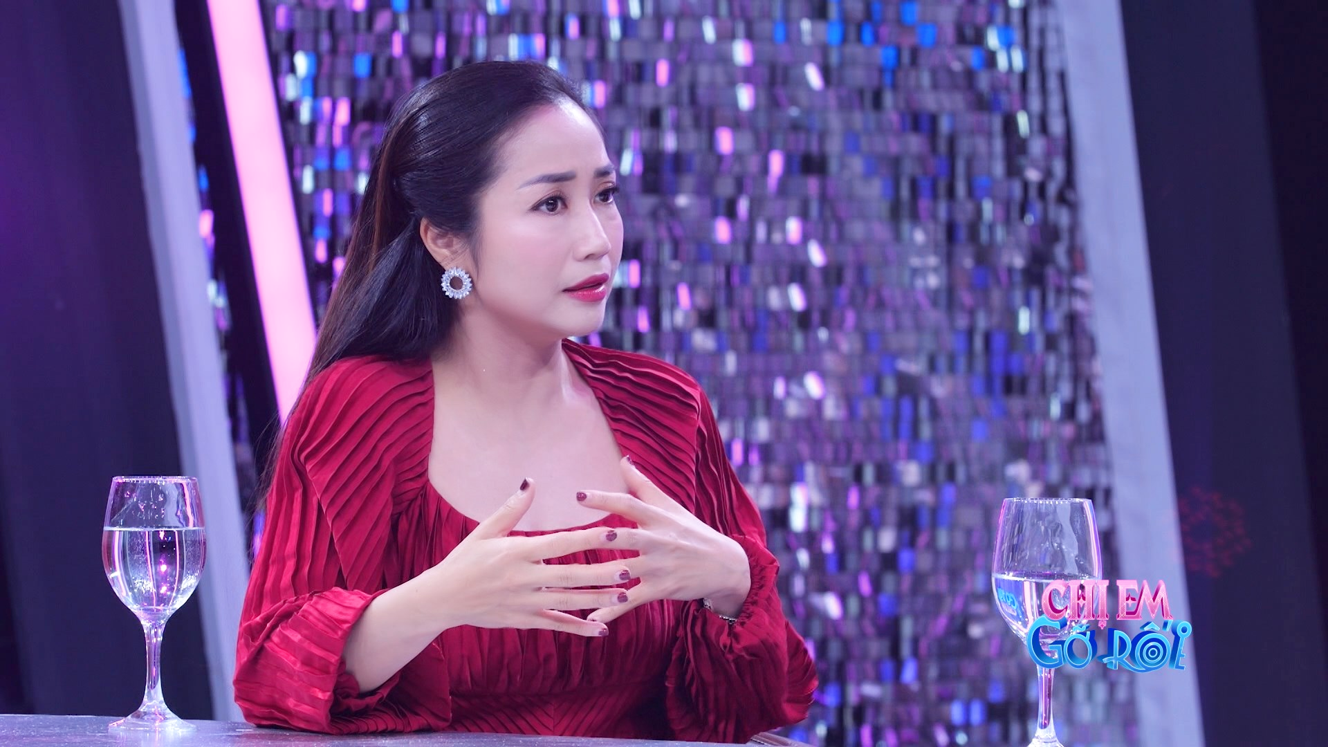 Ốc Thanh Vân tiết lộ nguyên tắc ngầm với chồng trong chuyện dạy con - Ảnh 2.