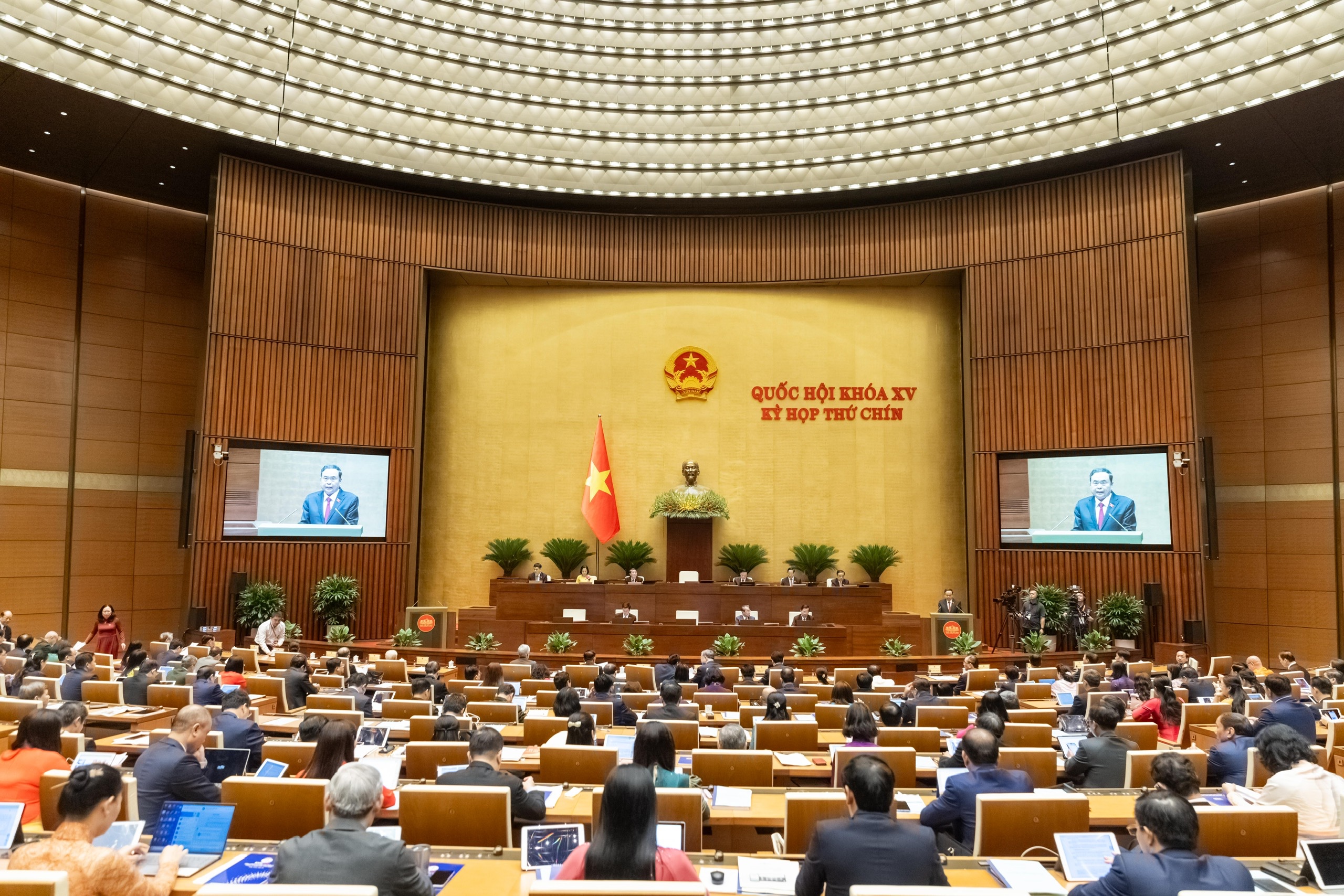 Dự thảo sửa đổi Hiến pháp 2013 được lấy ý kiến nhân dân Dự thảo sửa đổi Hiến pháp 2013 được lấy ý kiến nhân dân
