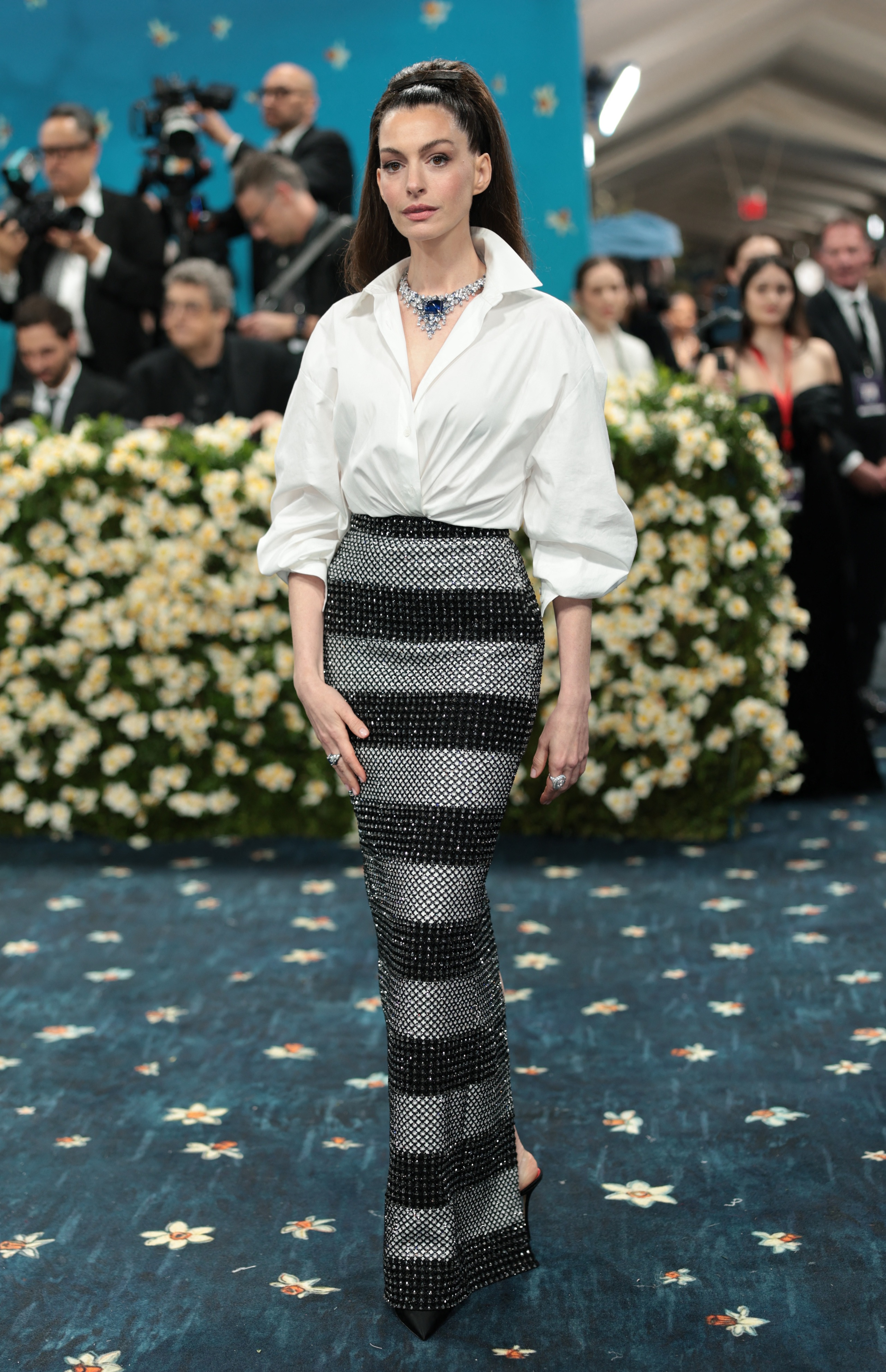 Lisa diện mốt nội y táo bạo khoe sắc cùng dàn sao ‘khủng’ ở Met Gala - Ảnh 9.