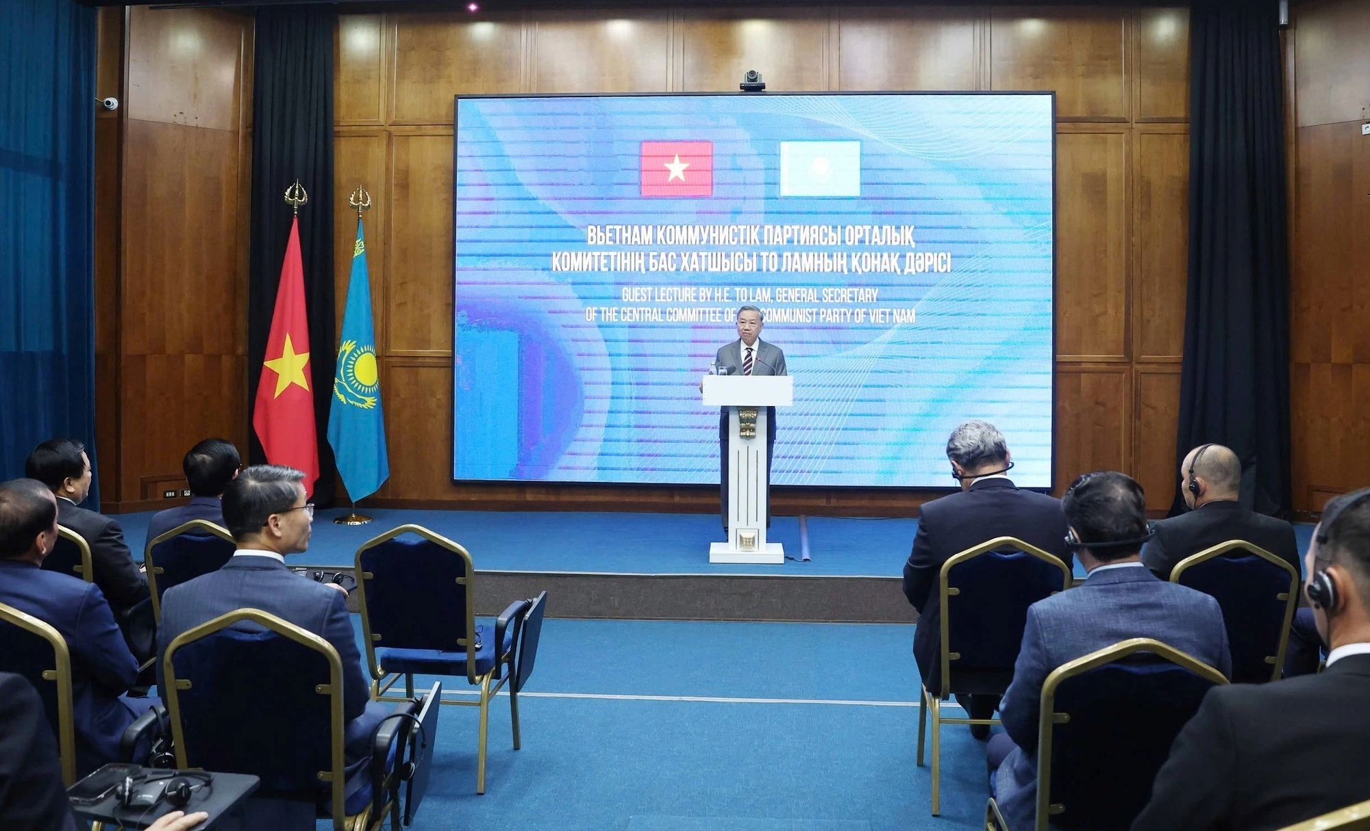 Thúc đẩy 5 ‘kết nối’ trong hợp tác Việt Nam -Kazakhstan Thúc đẩy 5 ‘kết nối’ trong hợp tác Việt Nam -Kazakhstan