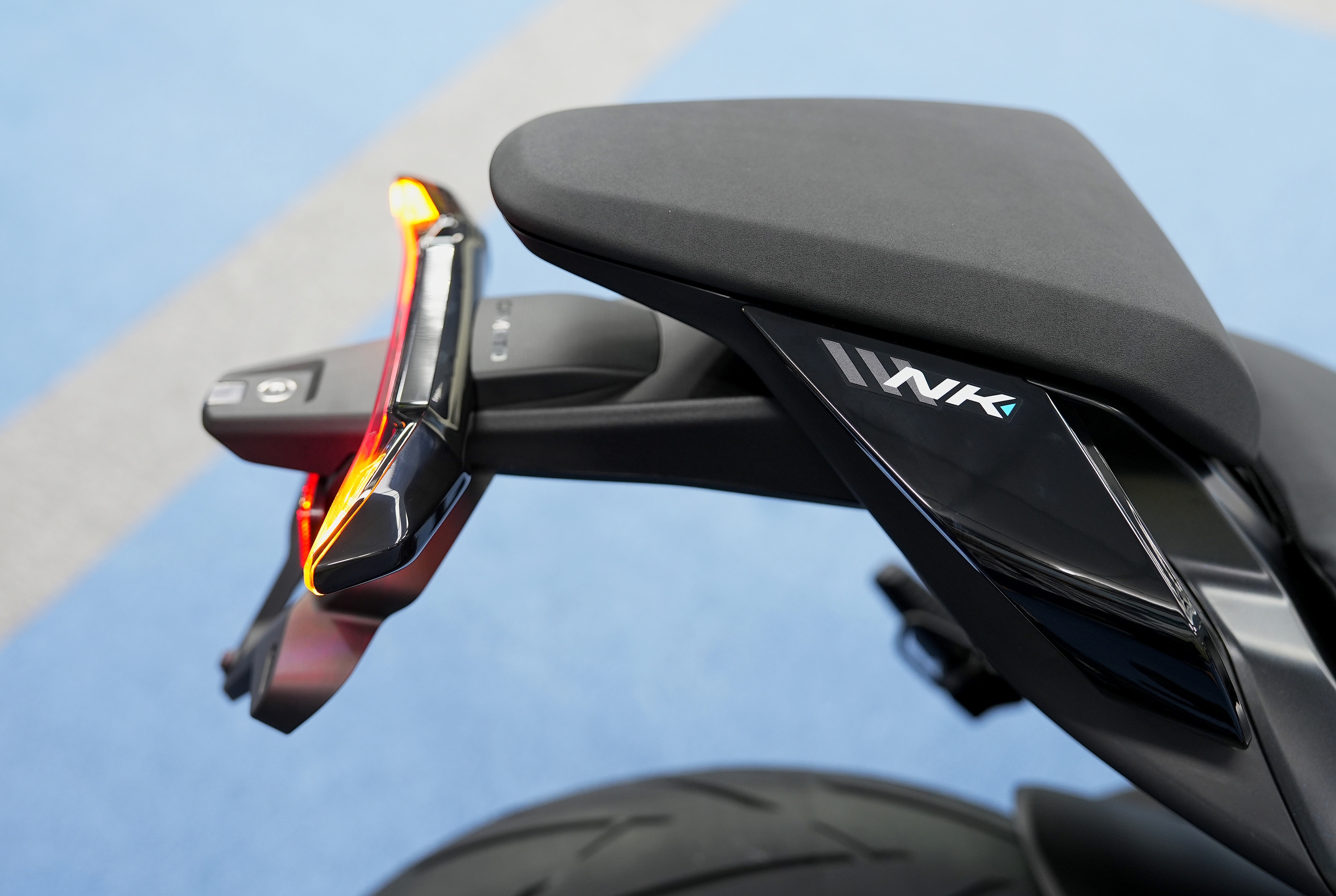 CFMoto 675NK ra mắt tại Việt Nam , thách thức Honda CB650R Trong phân khúc naked bike - Ảnh 9. CFMoto 675NK ra mắt tại Việt Nam , thách thức Honda CB650R Trong phân khúc naked bike - Ảnh 9.