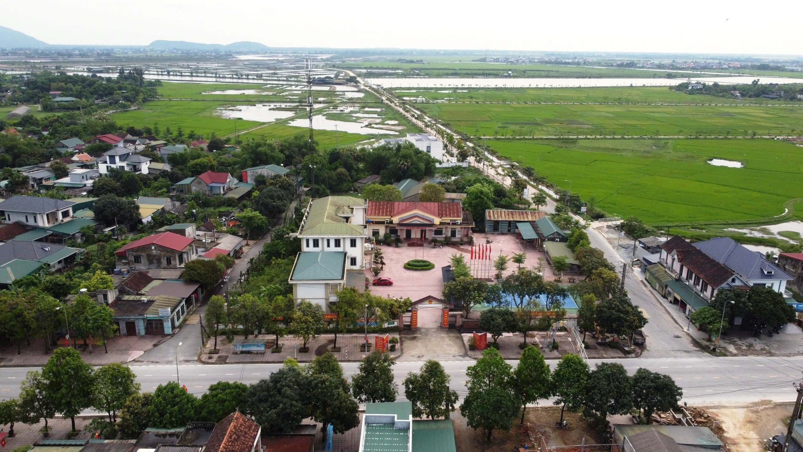 Trụ sở của các xã, phường mới ở TP.Hà Tĩnh hiện ra sao? - Ảnh 4. Trụ sở của các xã, phường mới ở TP.Hà Tĩnh hiện ra sao? - Ảnh 4.