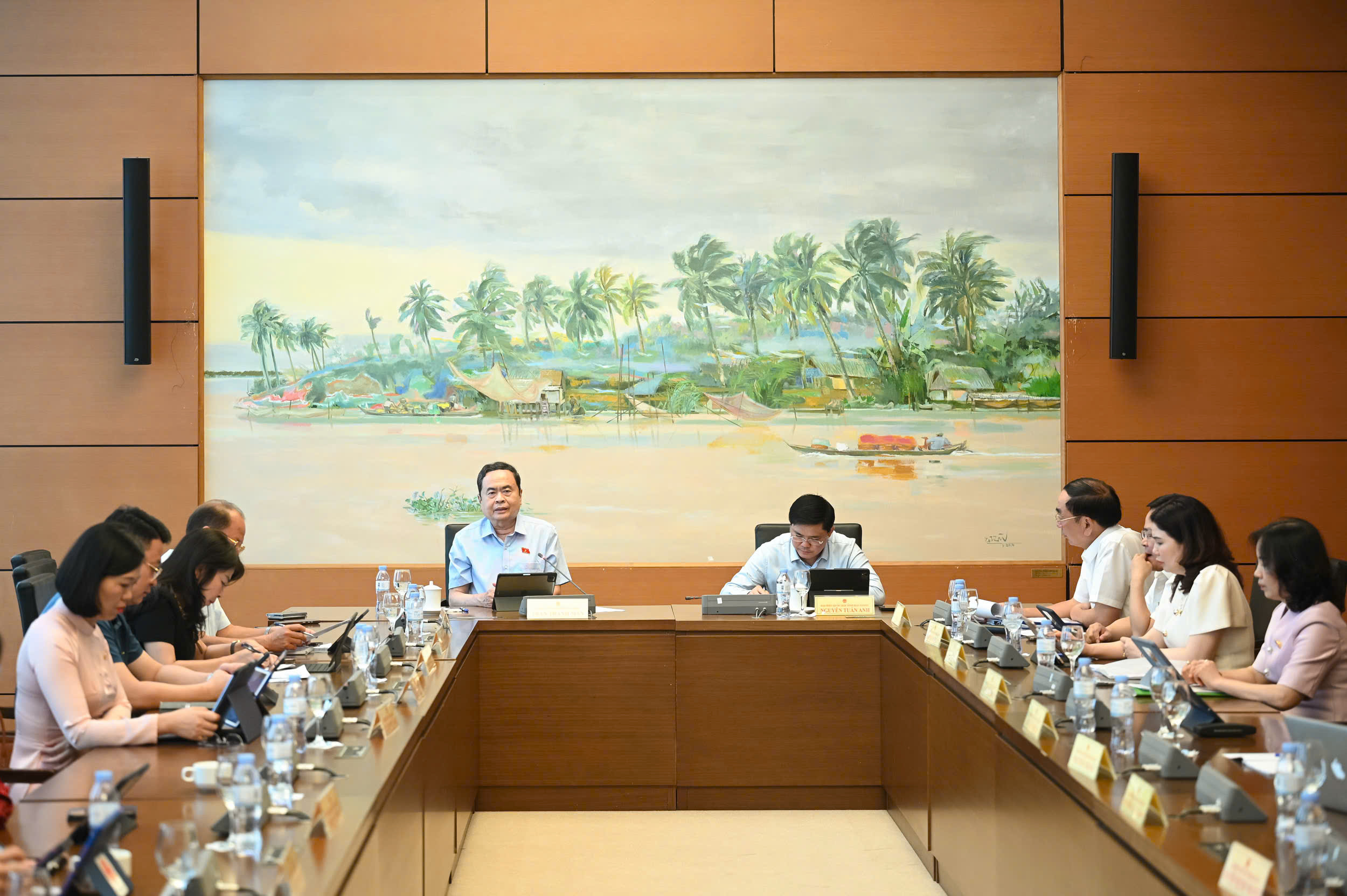 Chủ tịch Quốc hội: 'Tiến tới xây dựng luật về phát triển kinh tế tư nhân' - Ảnh 2.
