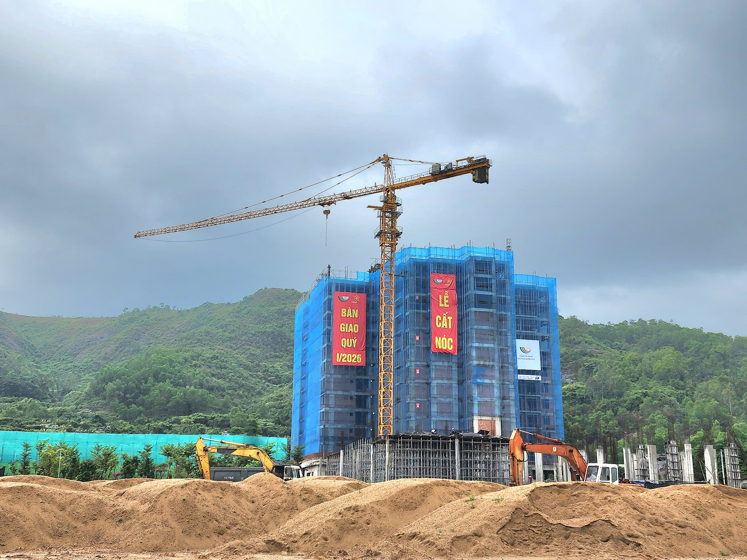 Người ngoài tỉnh muốn mua nhà ở xã hội tại Bình Định, cần những điều kiện gì?- Ảnh 1.